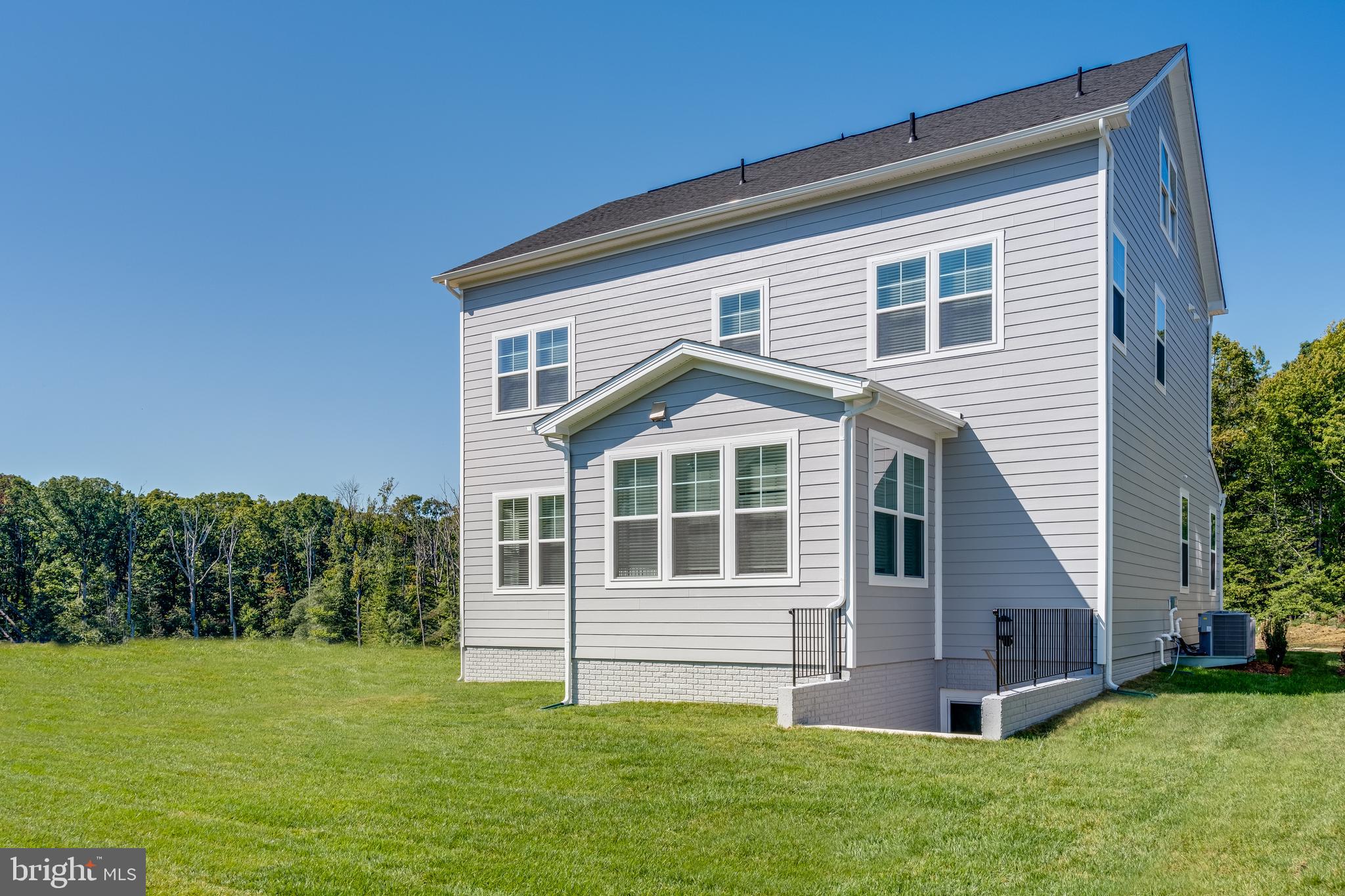 PARKSIDE PRESERVE - Residential