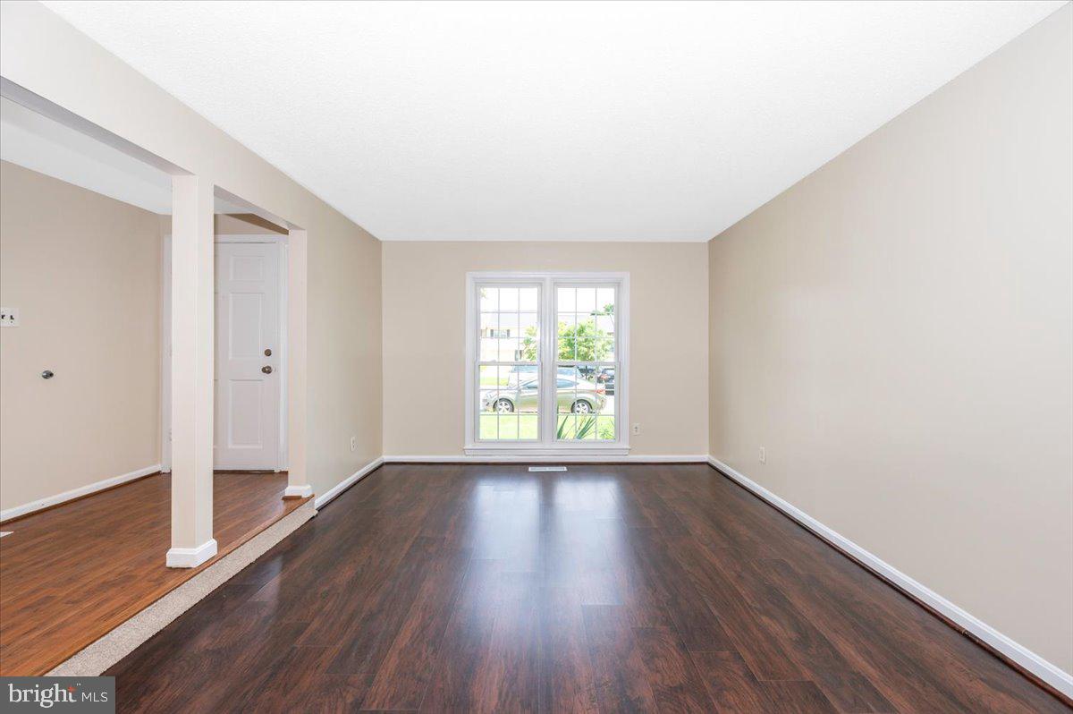 19204 RACINE COURT