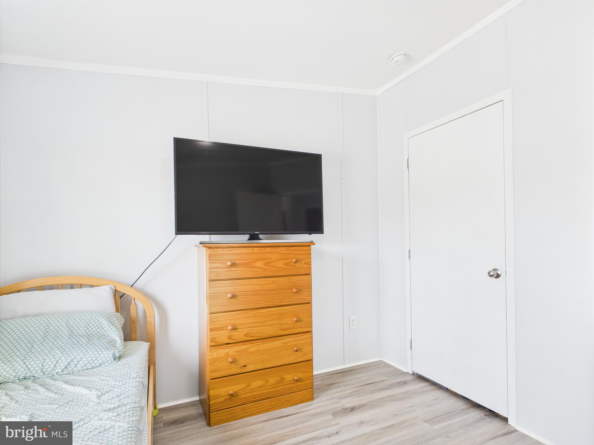 WALNUT GROVE - Residential