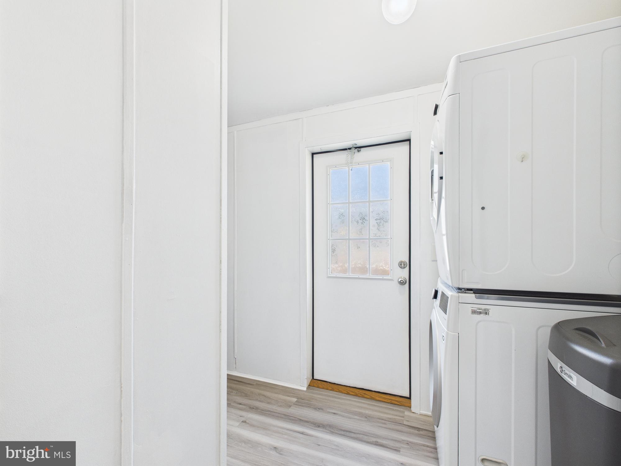 WALNUT GROVE - Residential