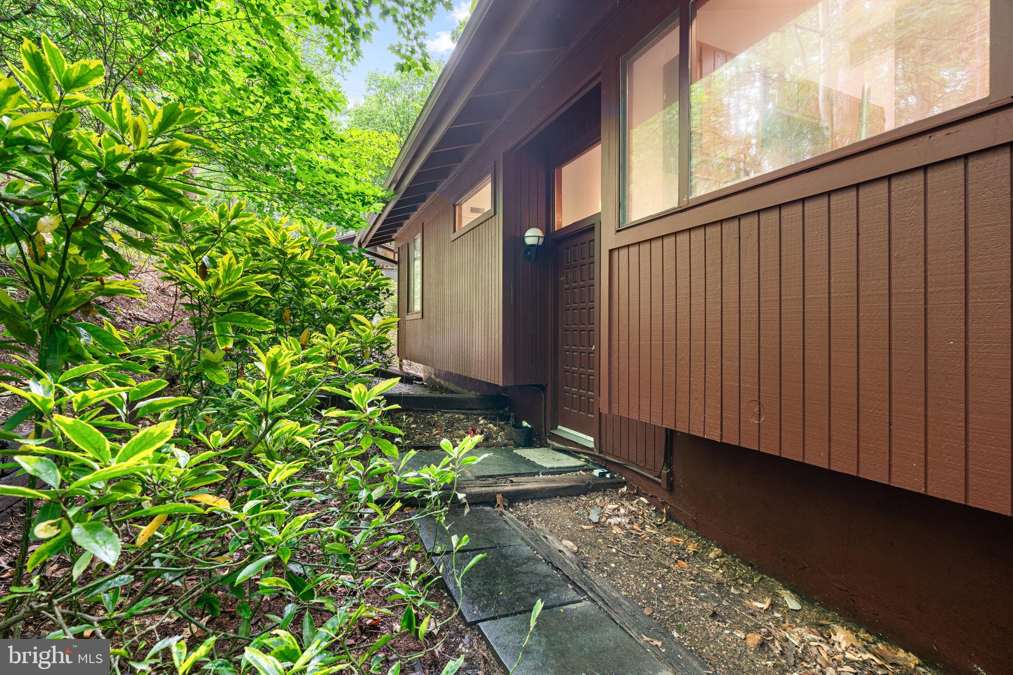 475 ARDEN ROAD