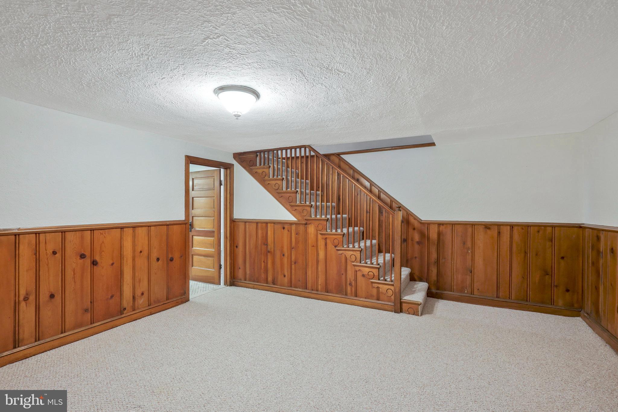 OLD TOWN/DEMPSEY - Residential Lease