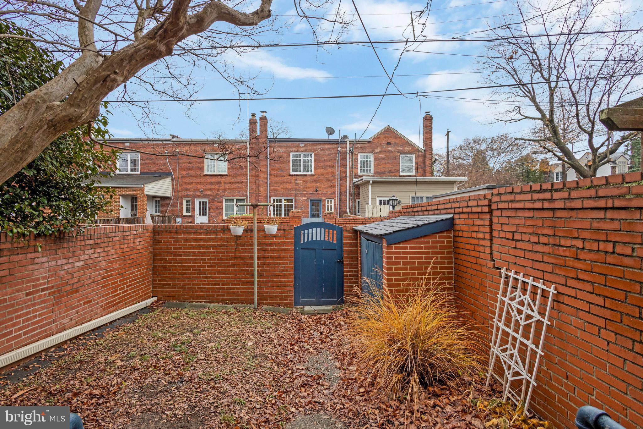 OLD TOWN/DEMPSEY - Residential Lease