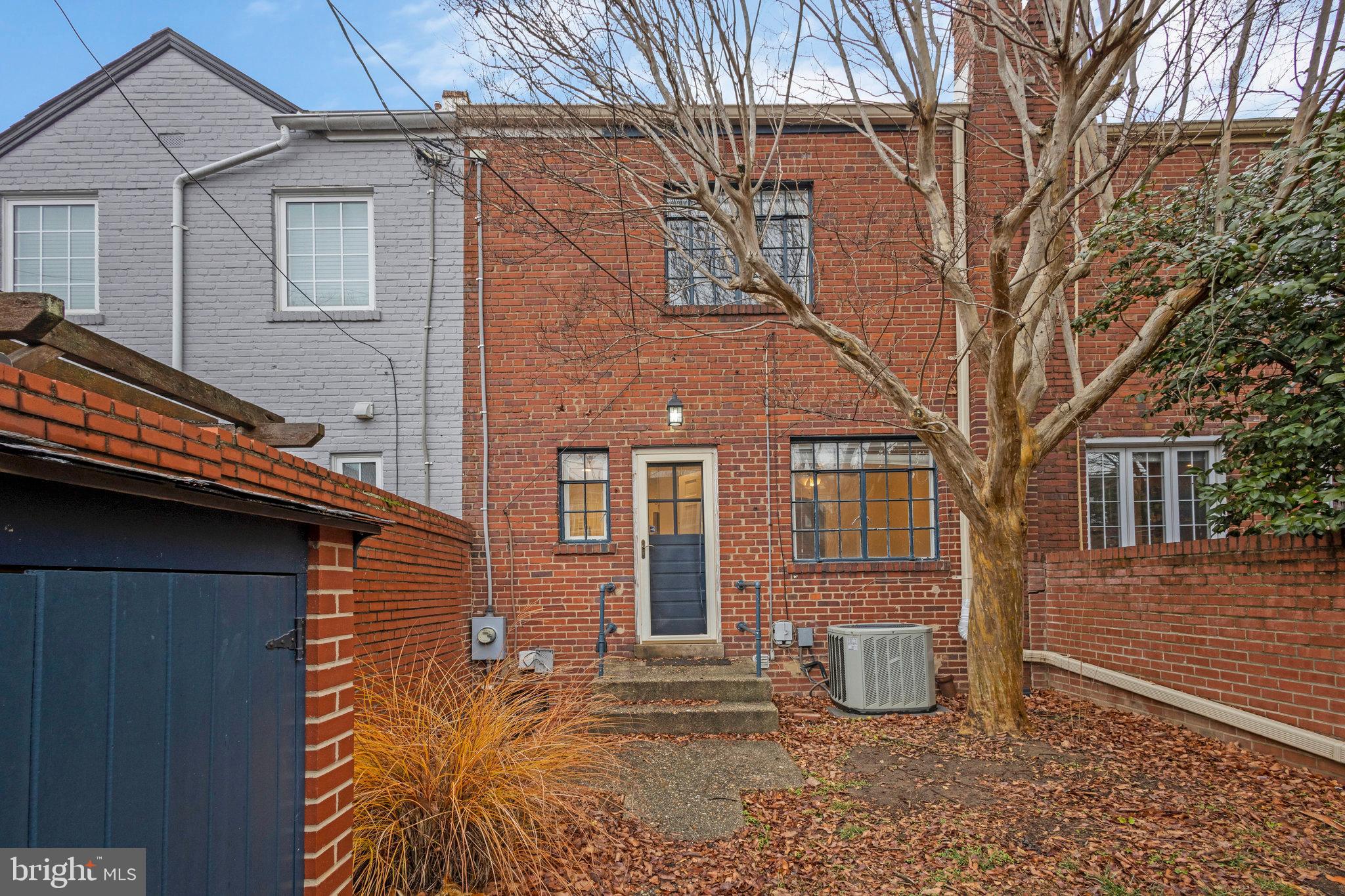 OLD TOWN/DEMPSEY - Residential Lease