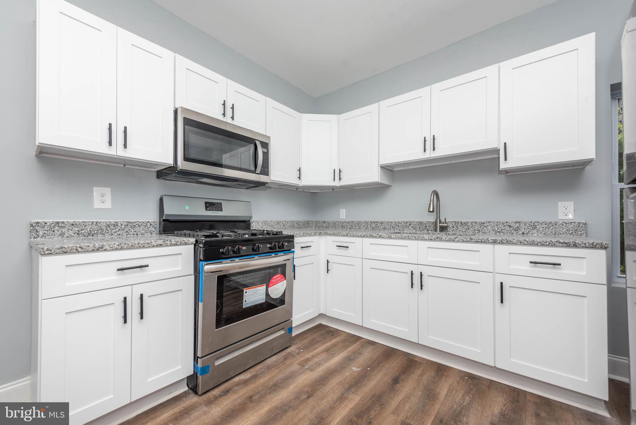 MIDTOWN EDMONDSON - Residential