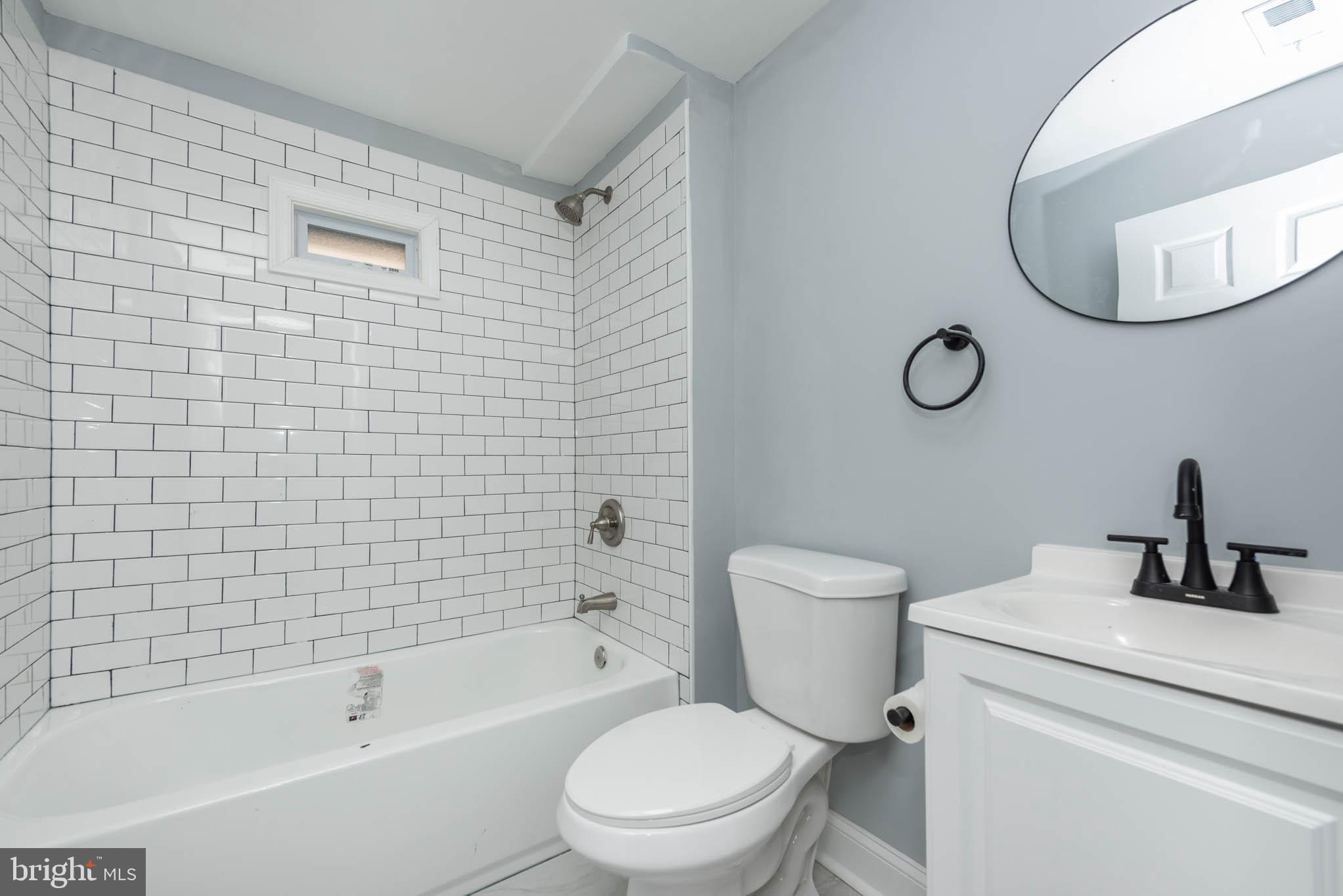 MIDTOWN EDMONDSON - Residential