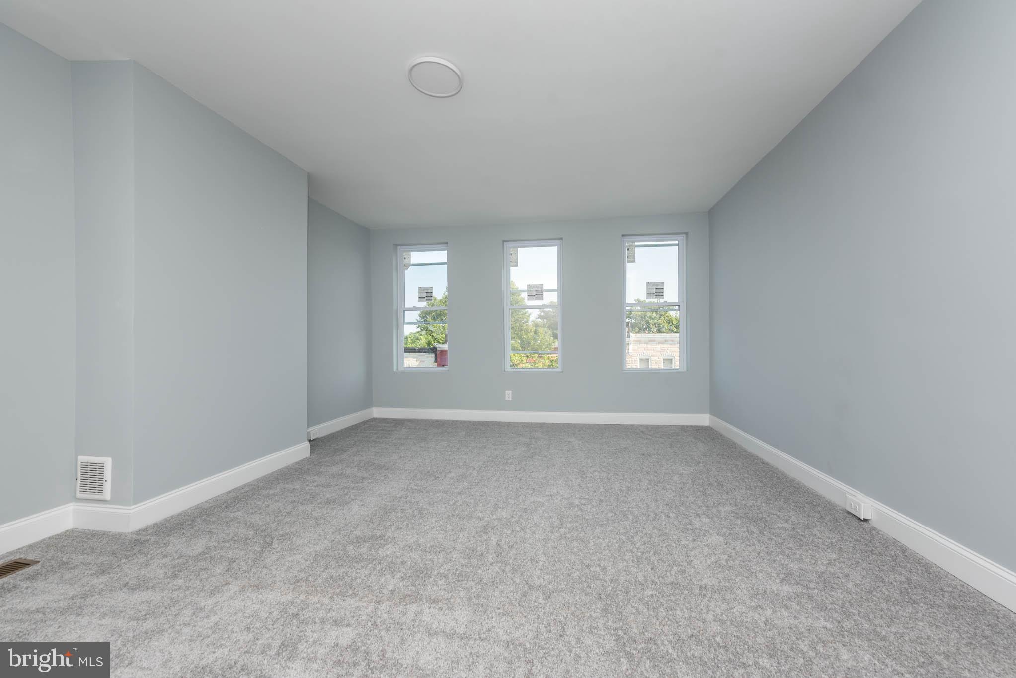 MIDTOWN EDMONDSON - Residential