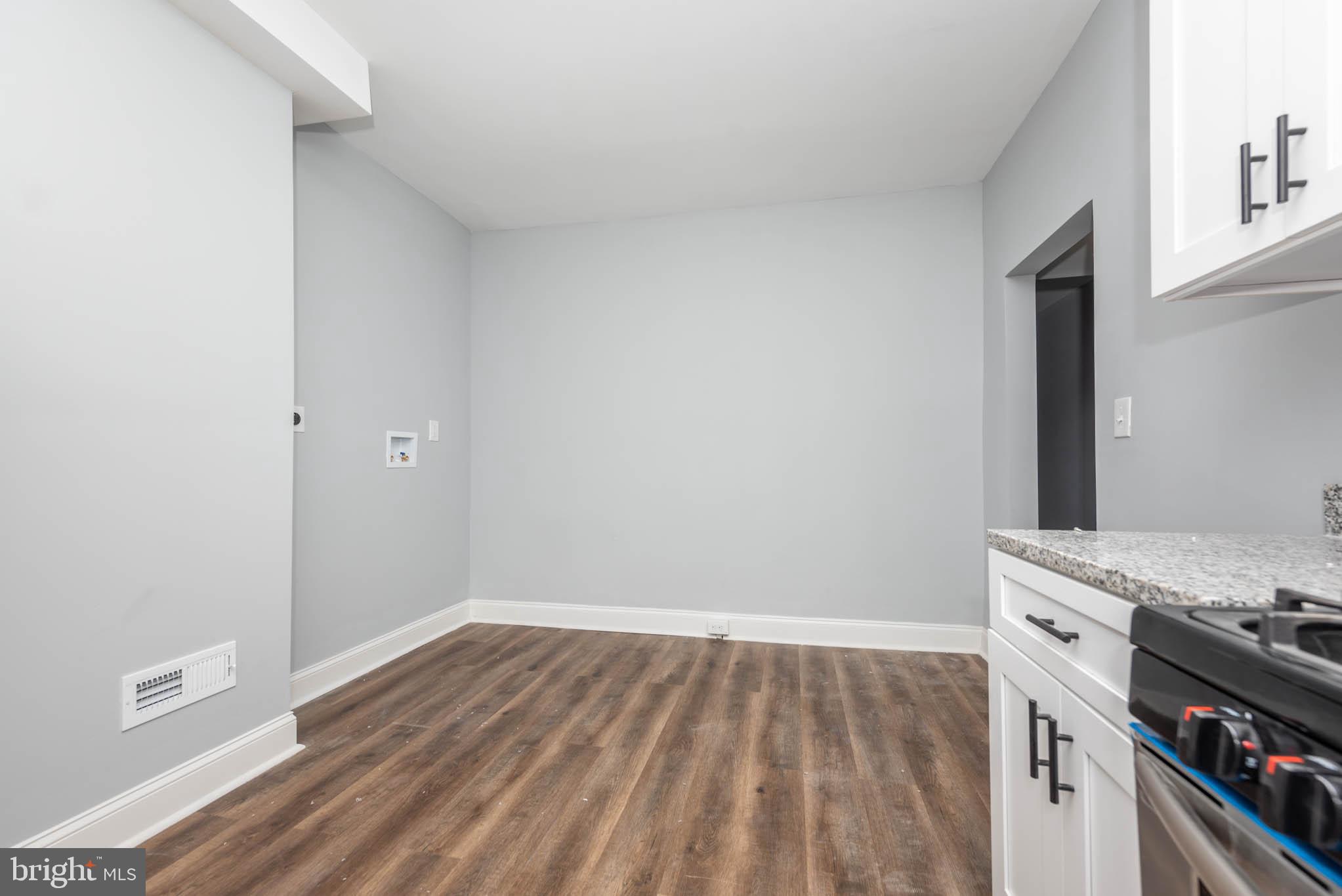 MIDTOWN EDMONDSON - Residential