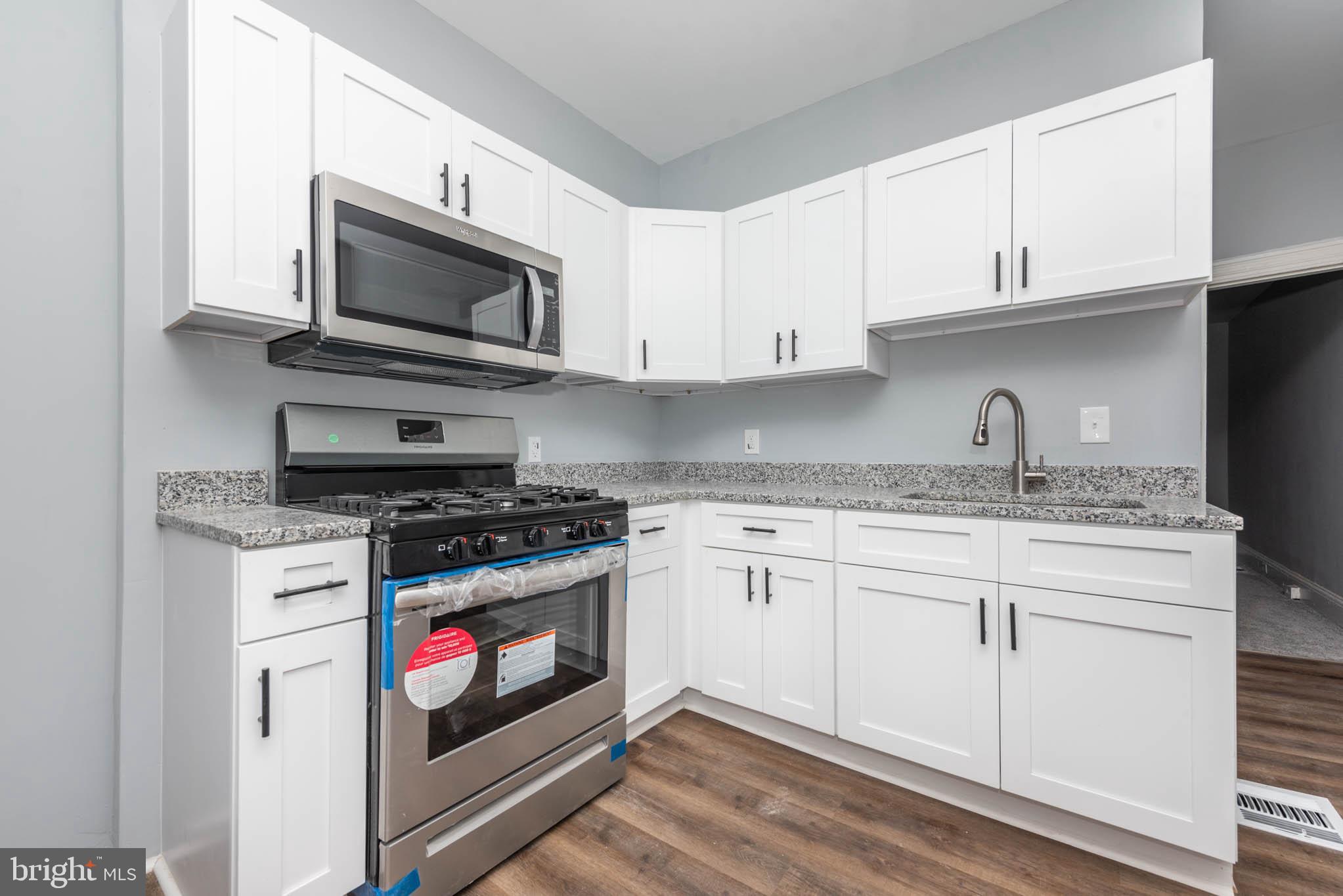 MIDTOWN EDMONDSON - Residential