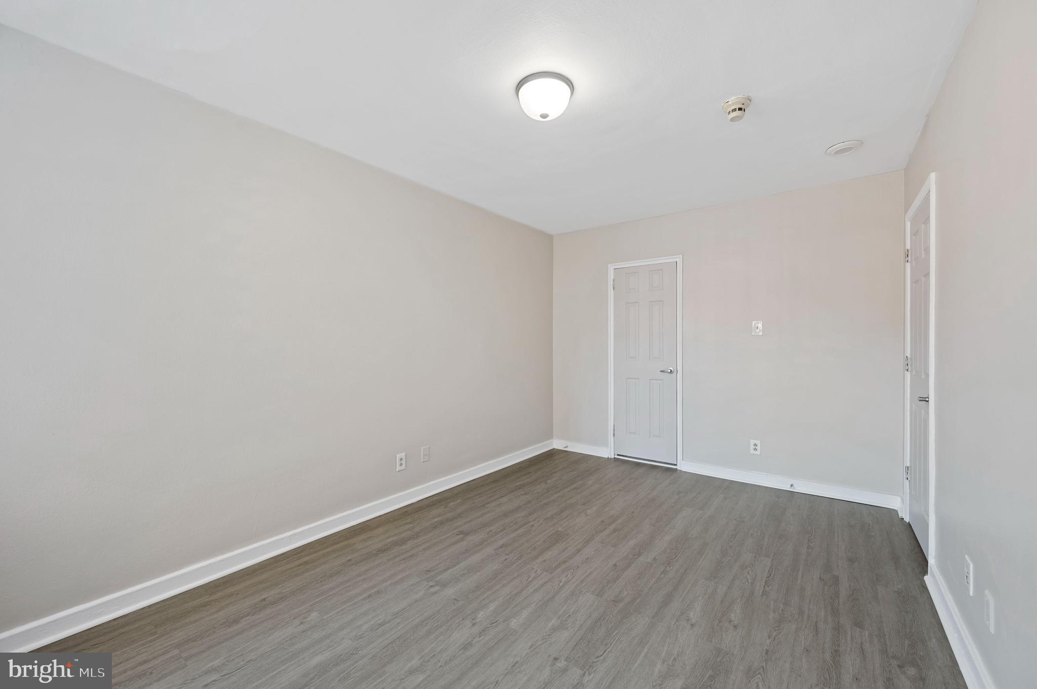 ART MUSEUM AREA - Residential Lease