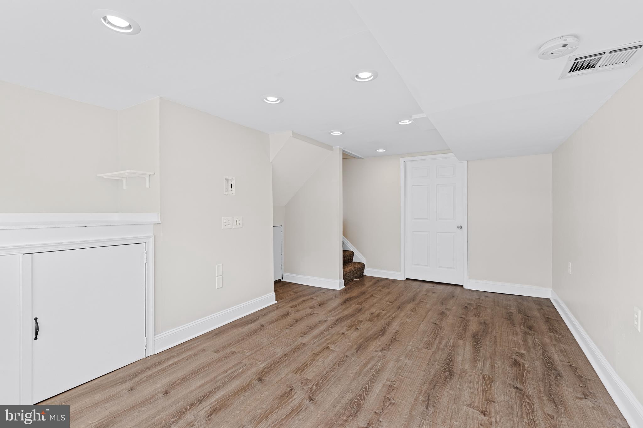 PINE GROVE HOMES - Residential Lease