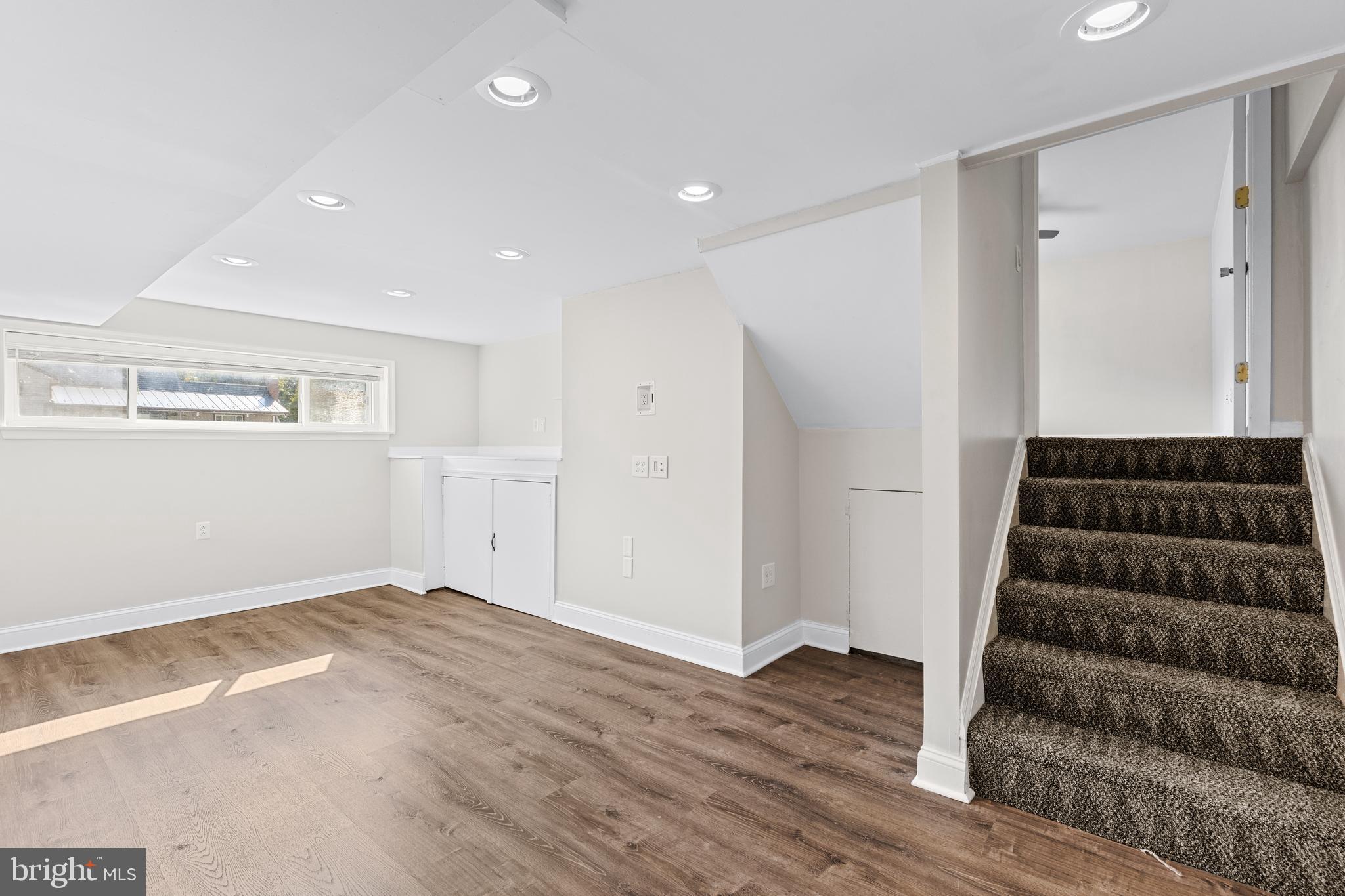 PINE GROVE HOMES - Residential Lease