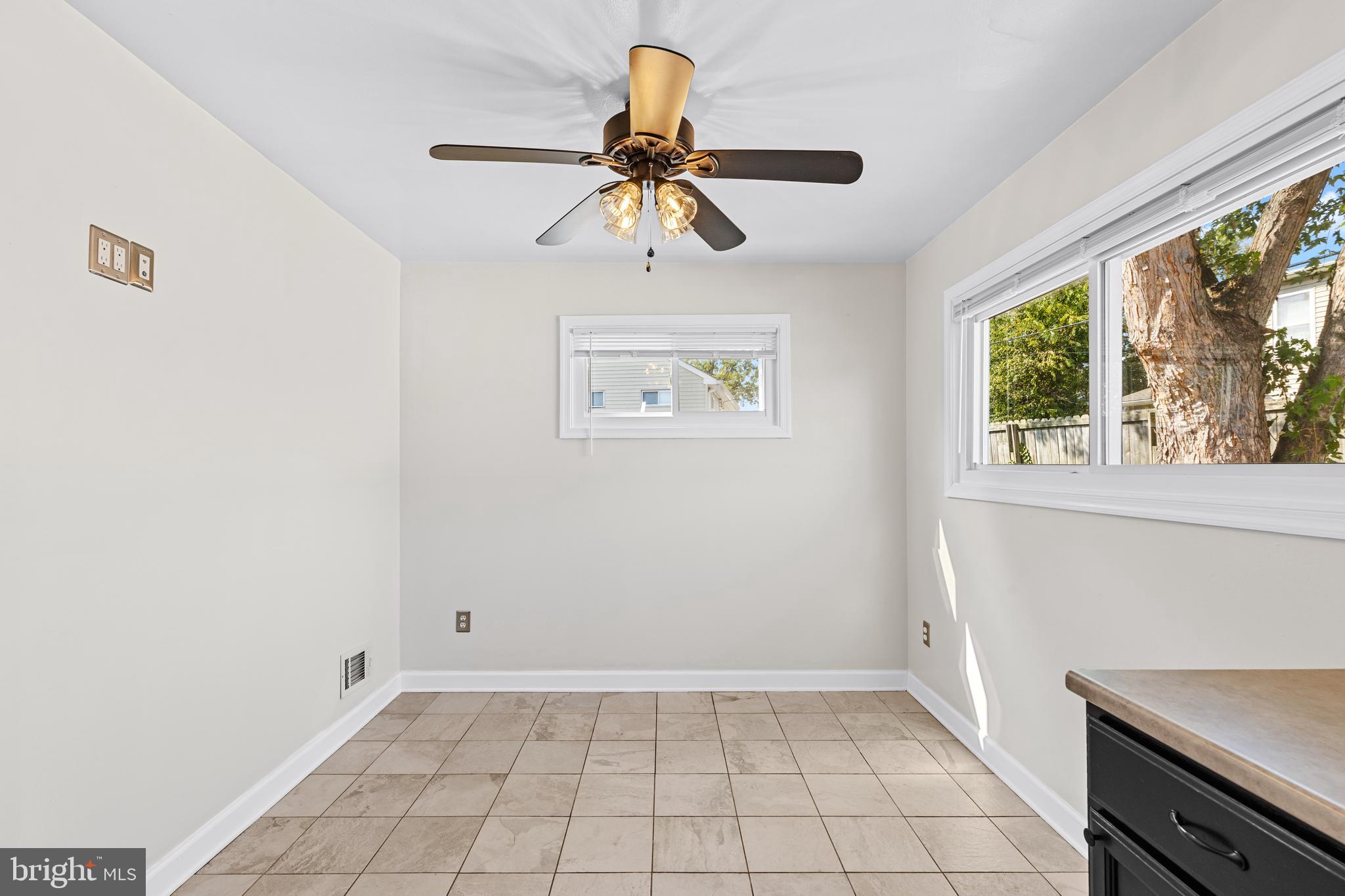 PINE GROVE HOMES - Residential Lease