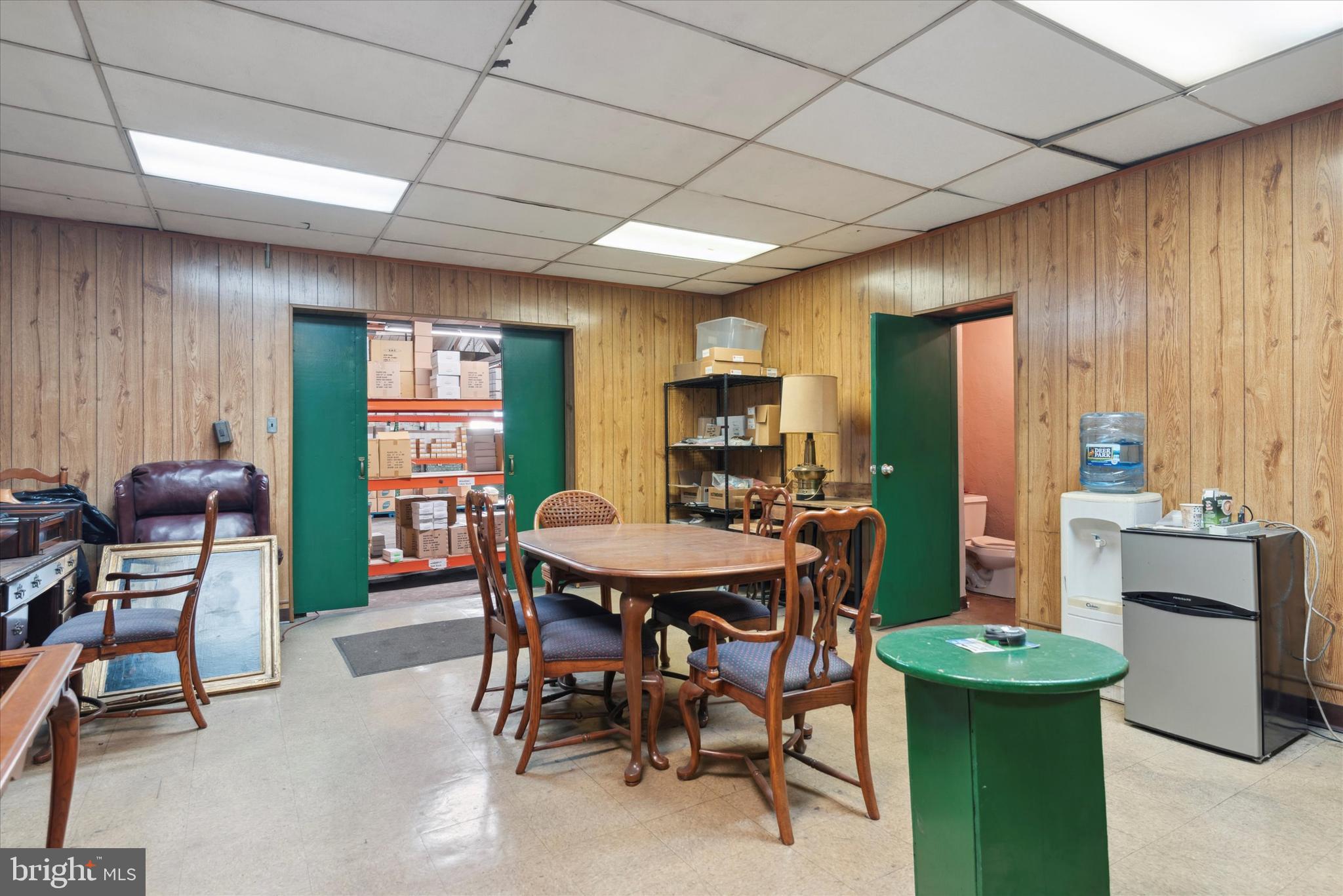 PORT RICHMOND - Commercial Sale