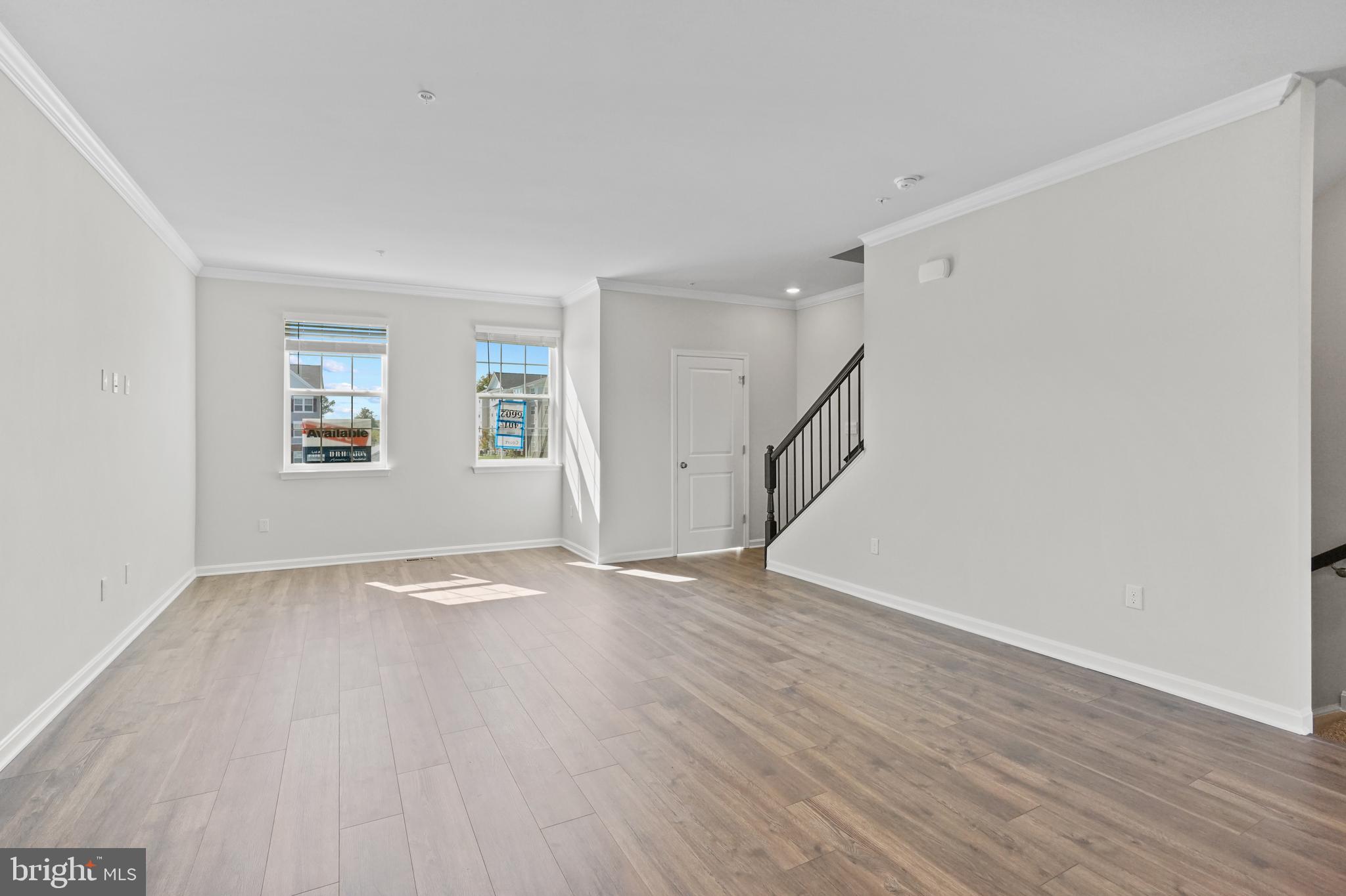 SPRING HILLS - Residential