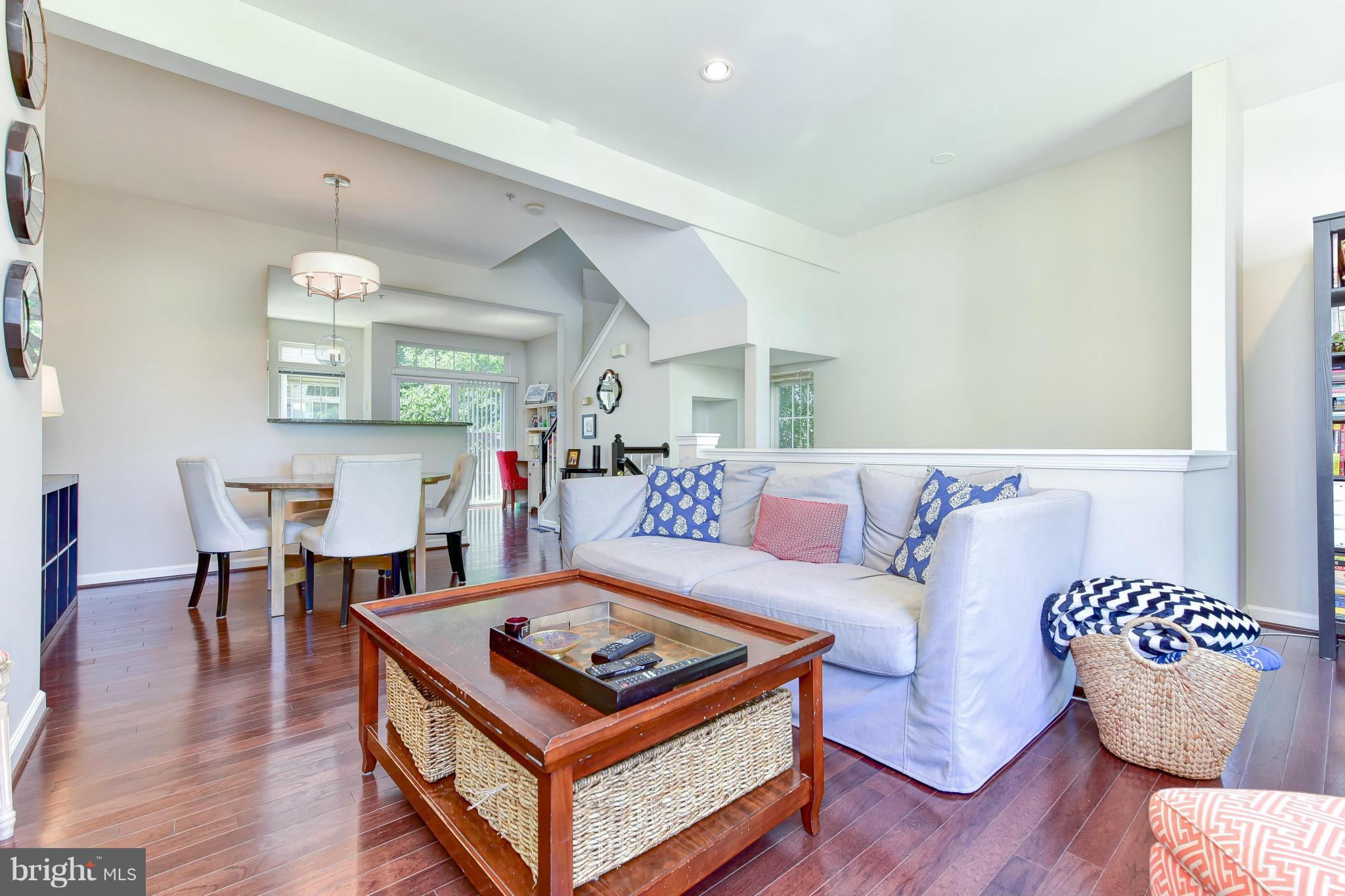 SUMMERS GROVE - Residential