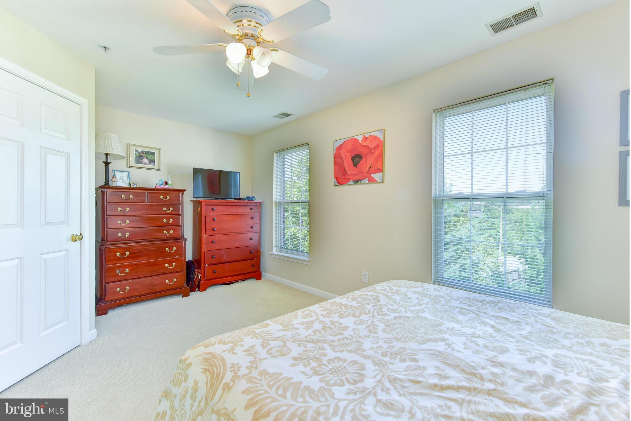 SUMMERS GROVE - Residential