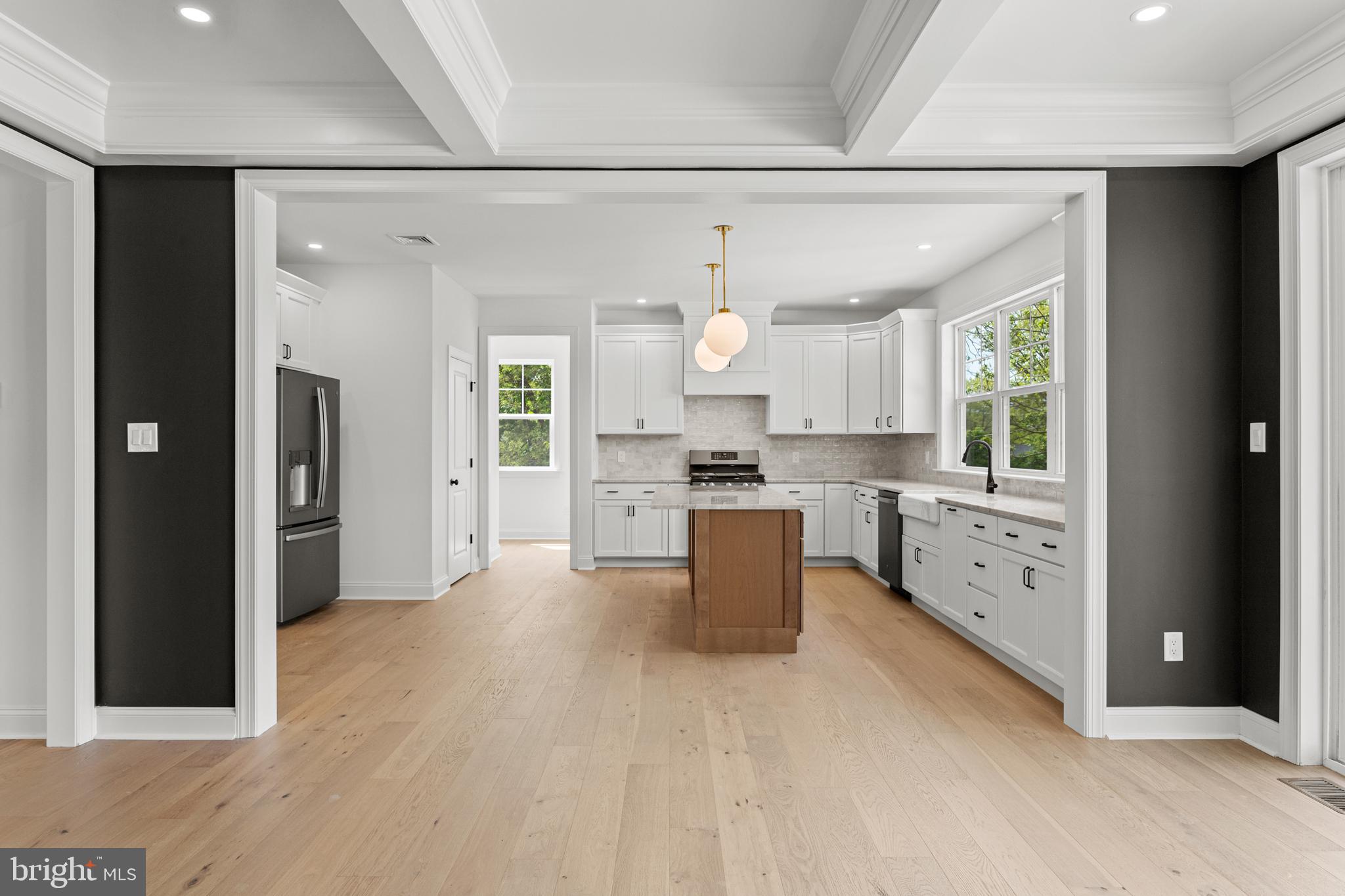 MERION HILL - Residential