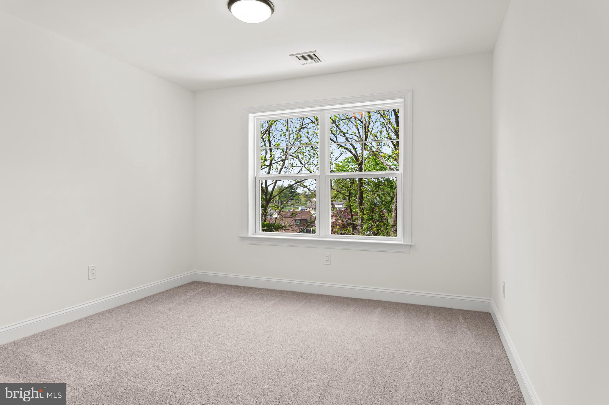 MERION HILL - Residential