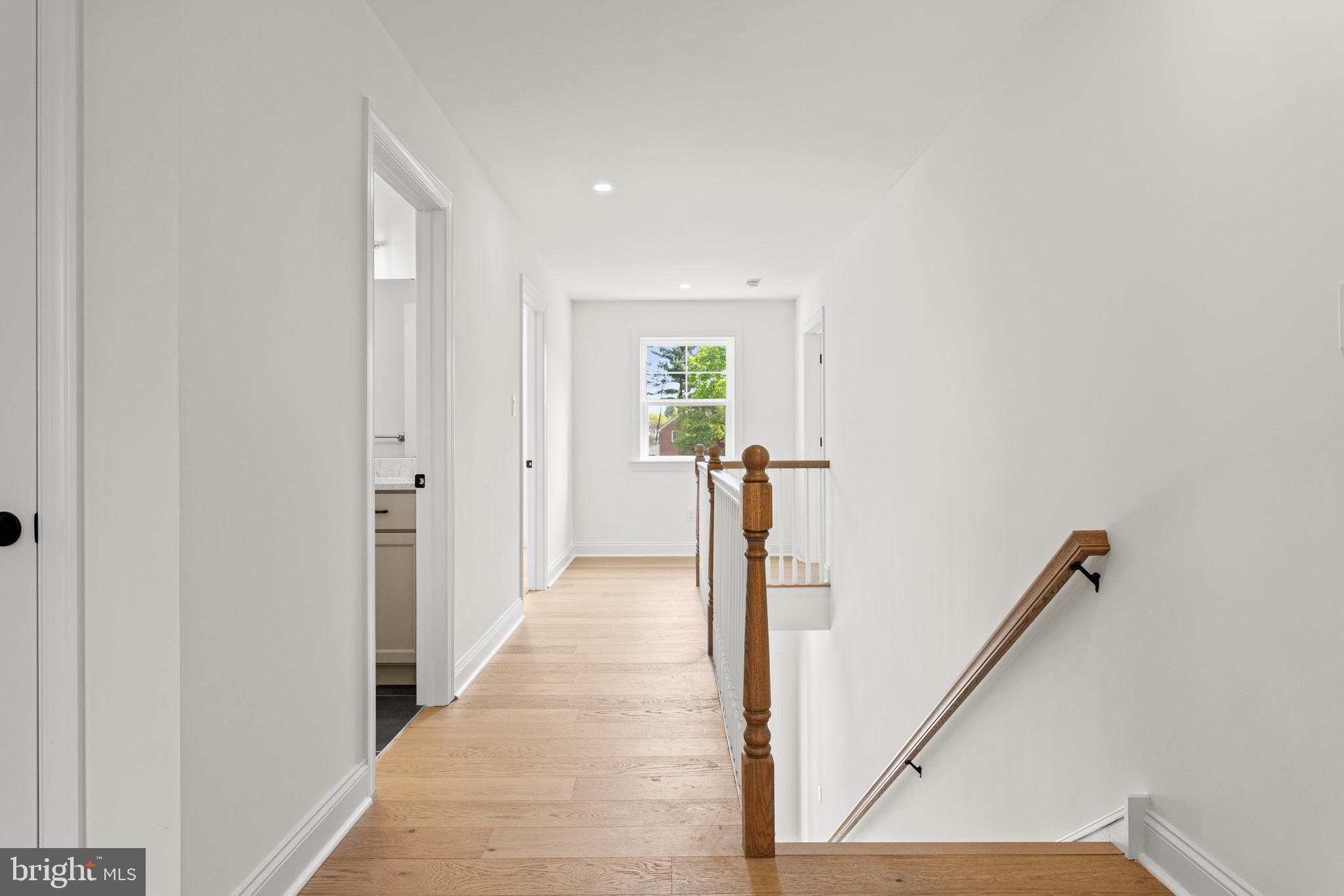 MERION HILL - Residential