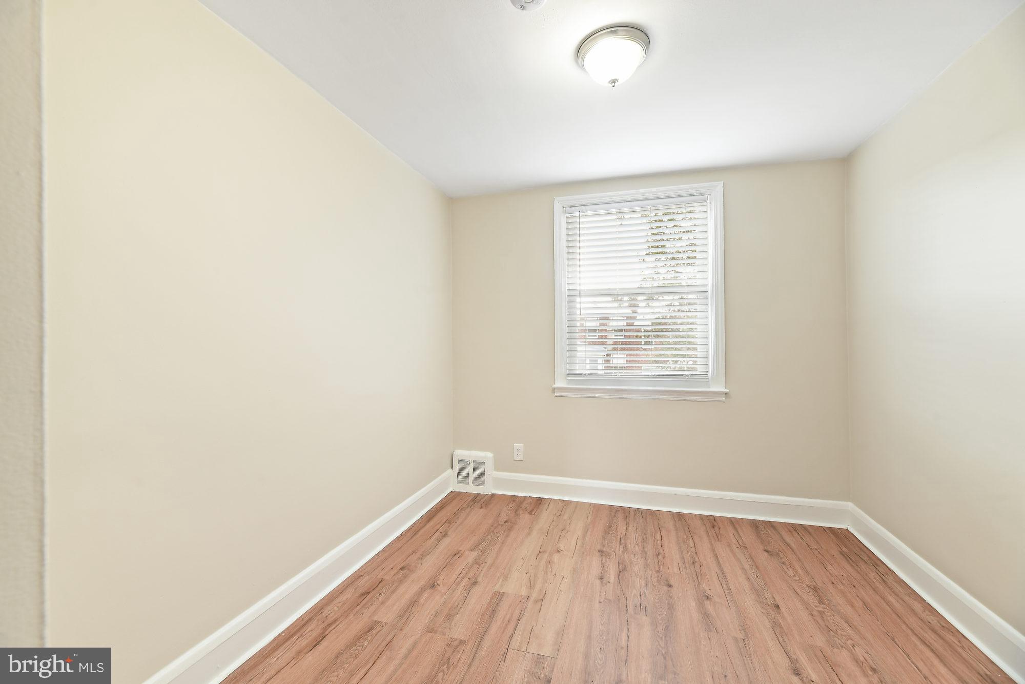 SAINT JOSEPHS - Residential Lease