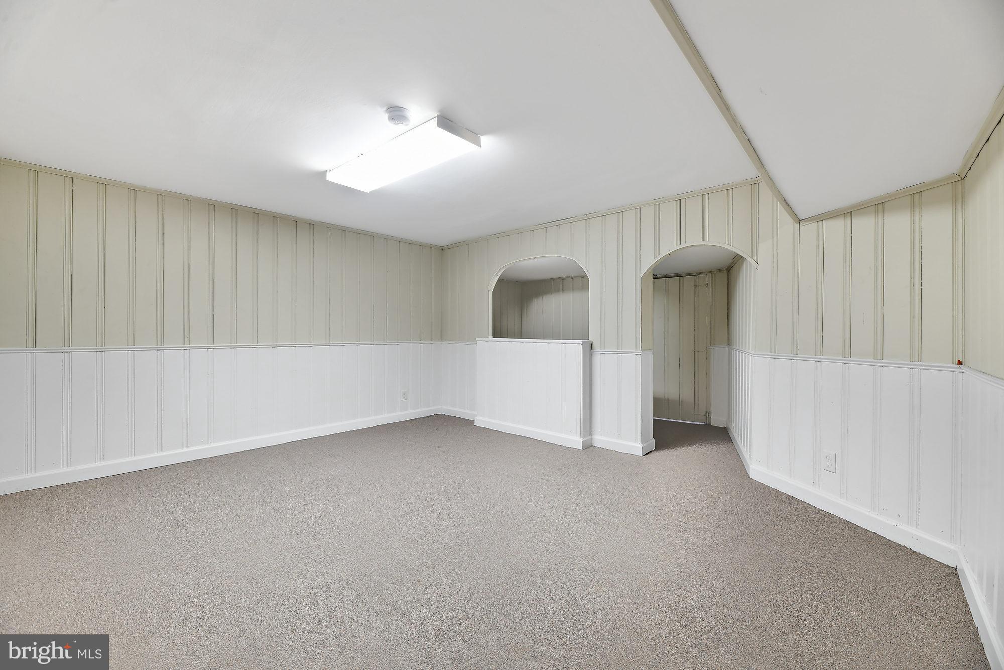 SAINT JOSEPHS - Residential Lease