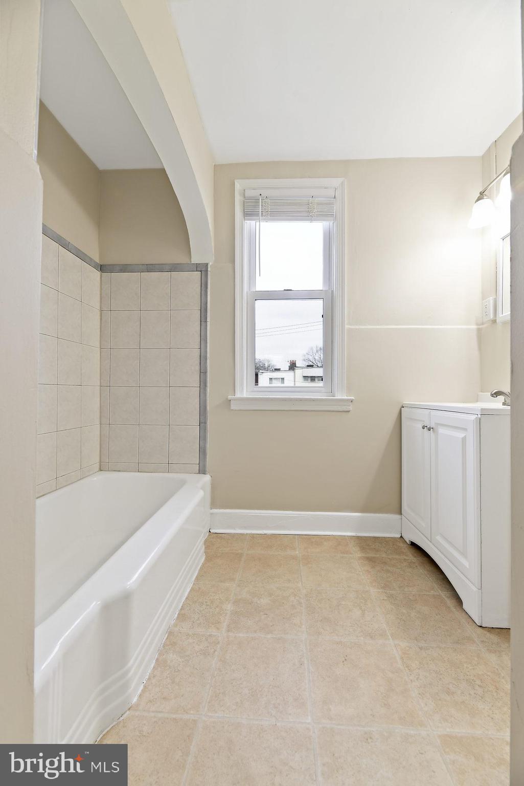 SAINT JOSEPHS - Residential Lease