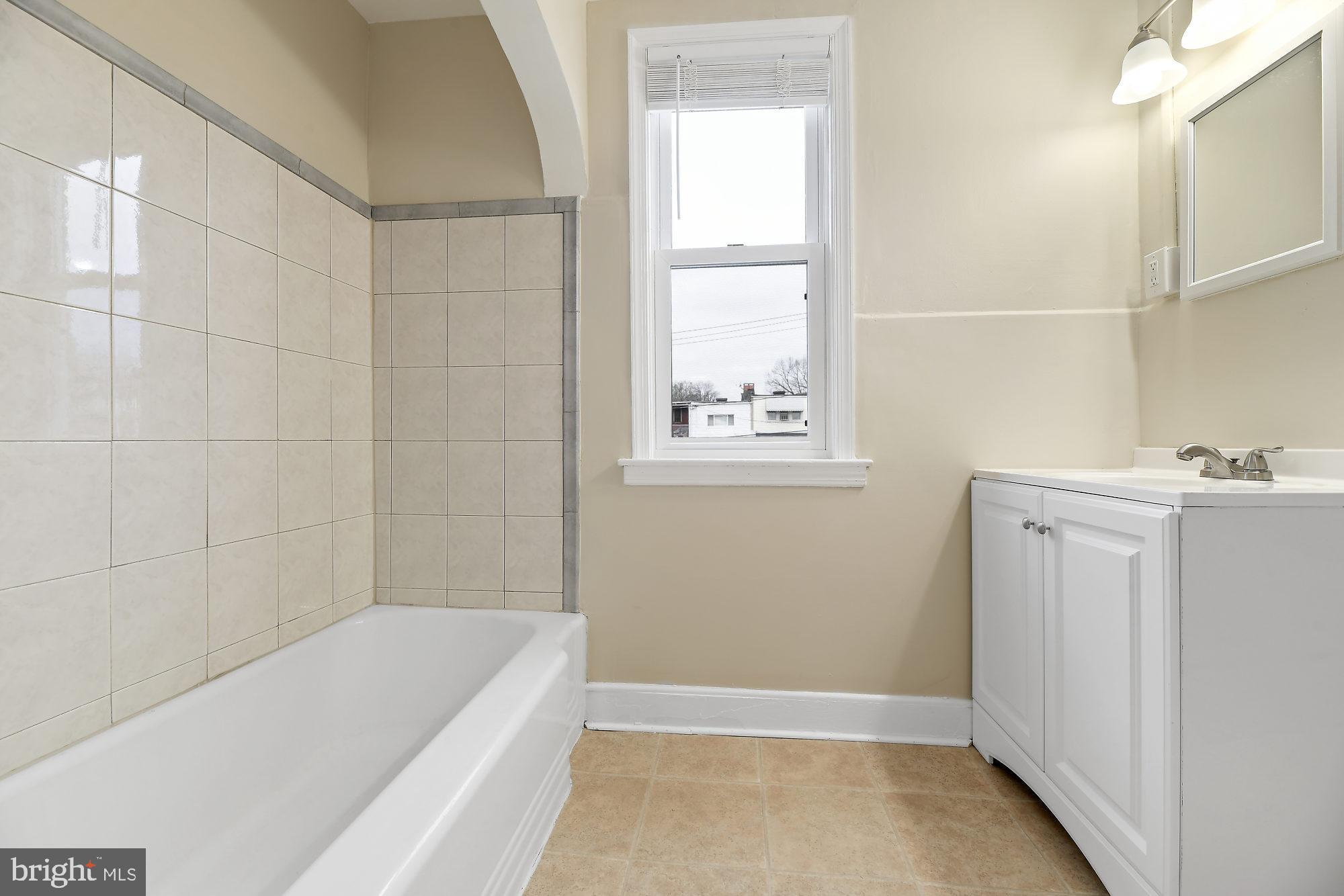 SAINT JOSEPHS - Residential Lease