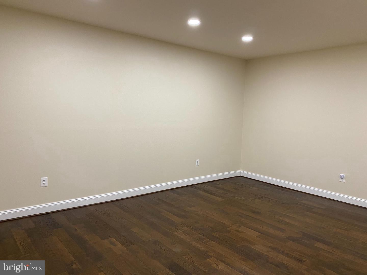 MARBURY - Residential Lease