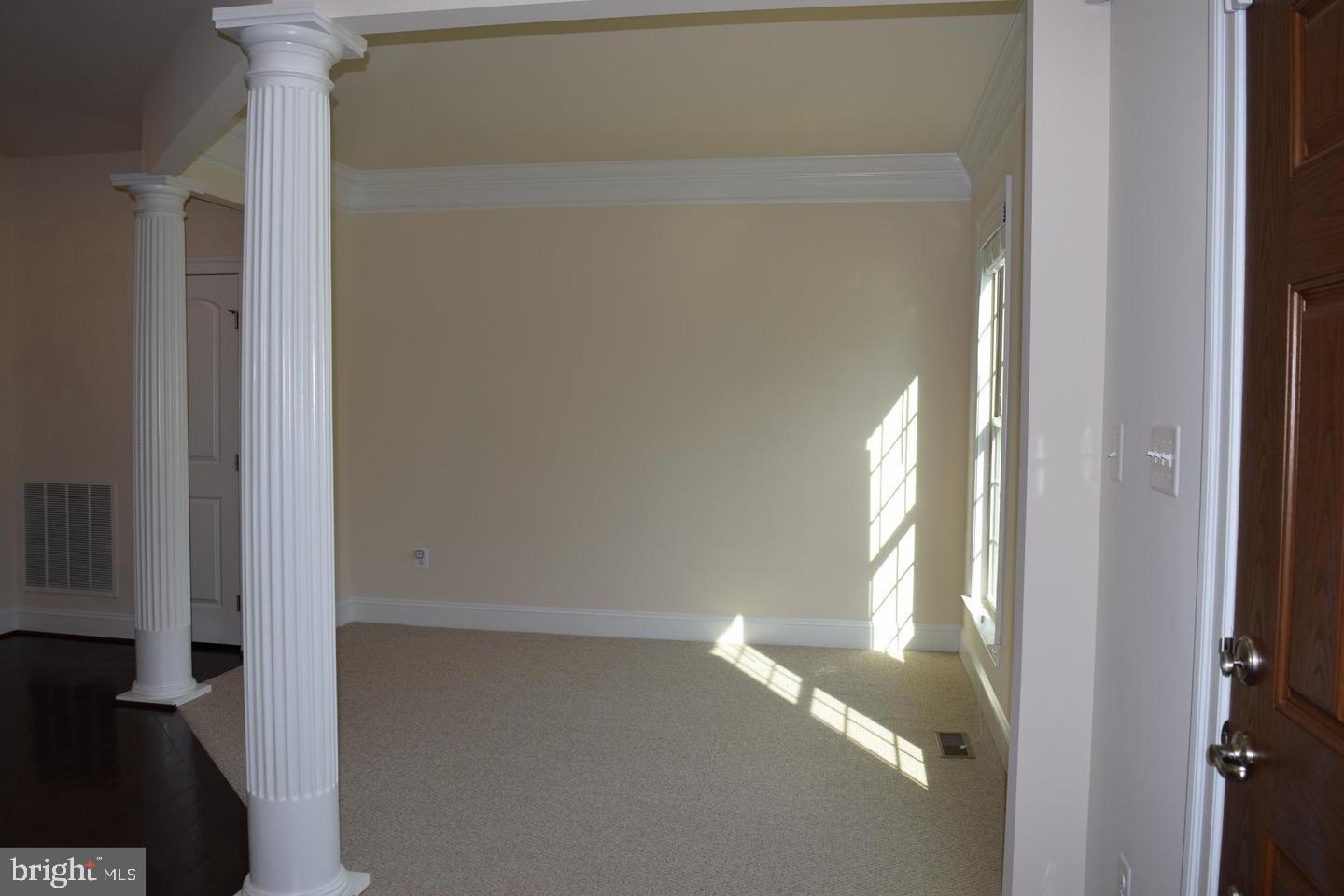 MARBURY - Residential Lease