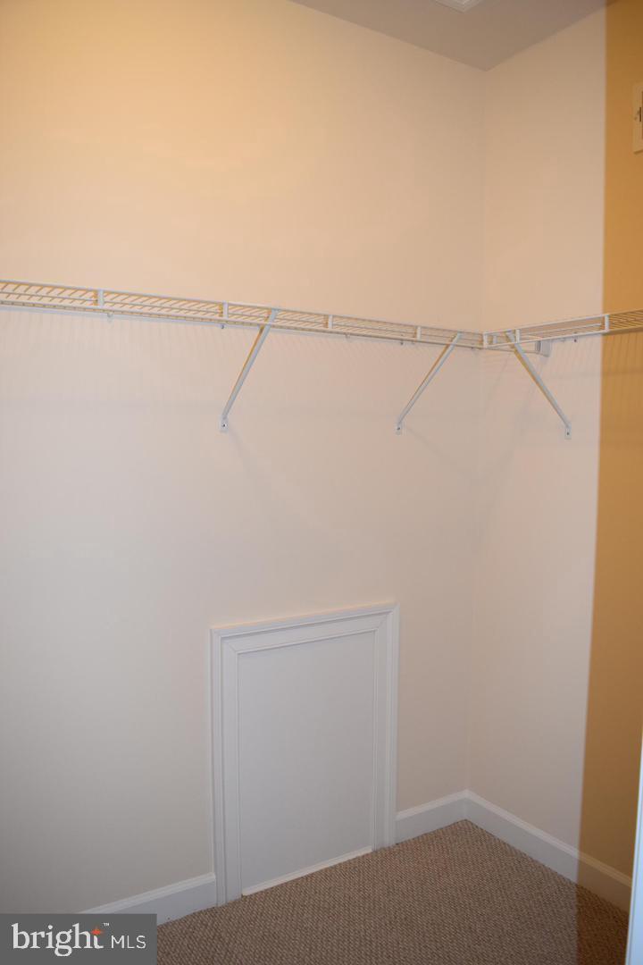 MARBURY - Residential Lease