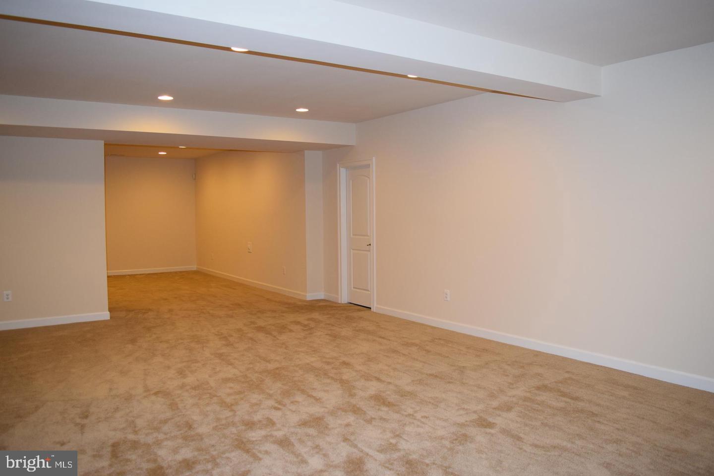 MARBURY - Residential Lease