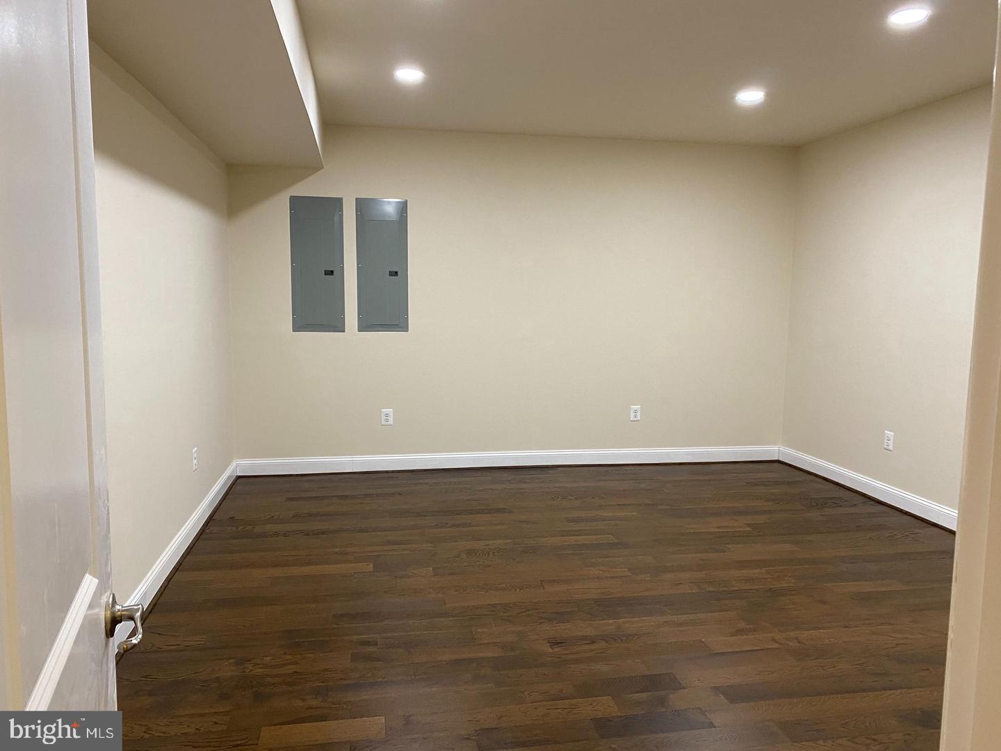 MARBURY - Residential Lease