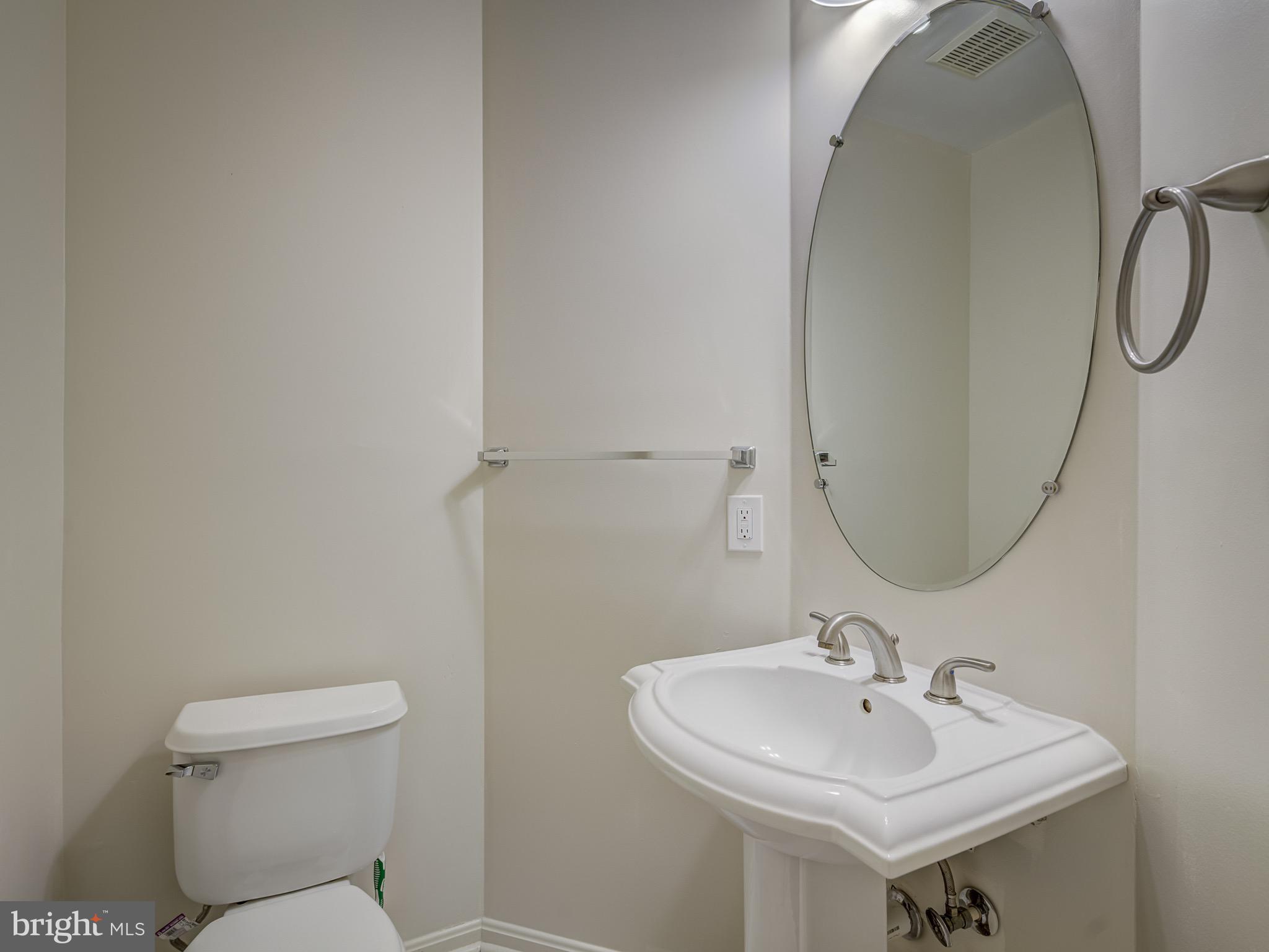 MILESTONE - Residential Lease