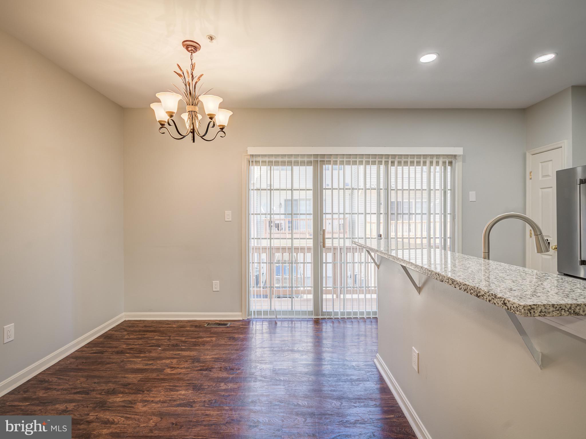 MILESTONE - Residential Lease