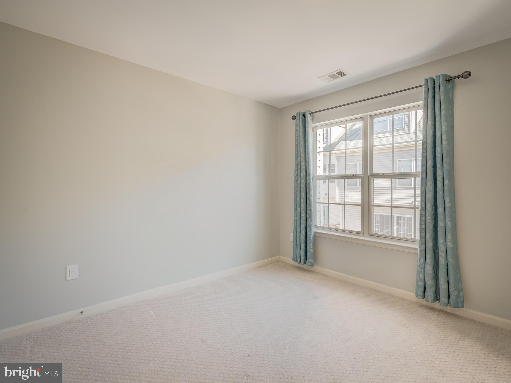 MILESTONE - Residential Lease