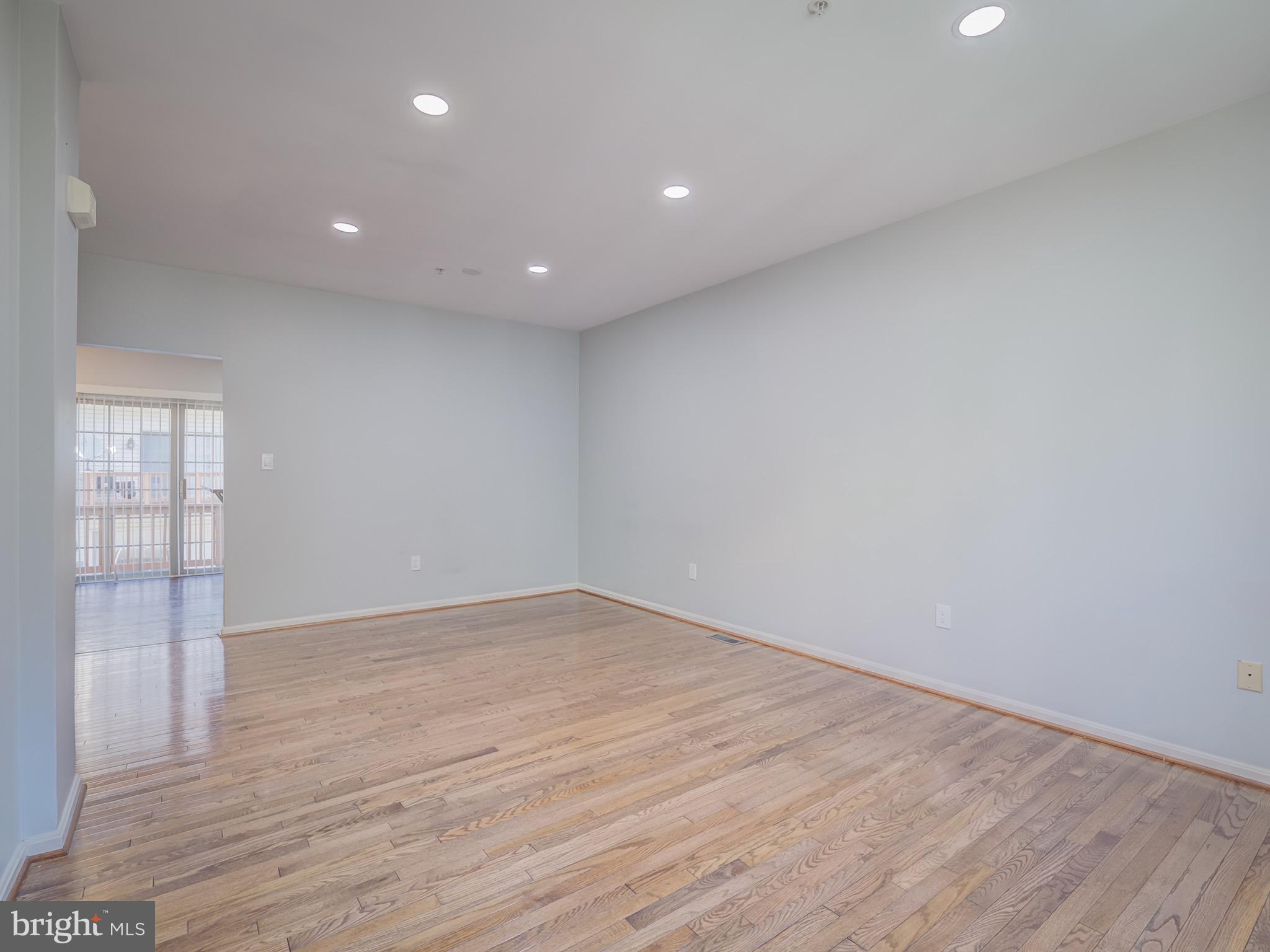 MILESTONE - Residential Lease