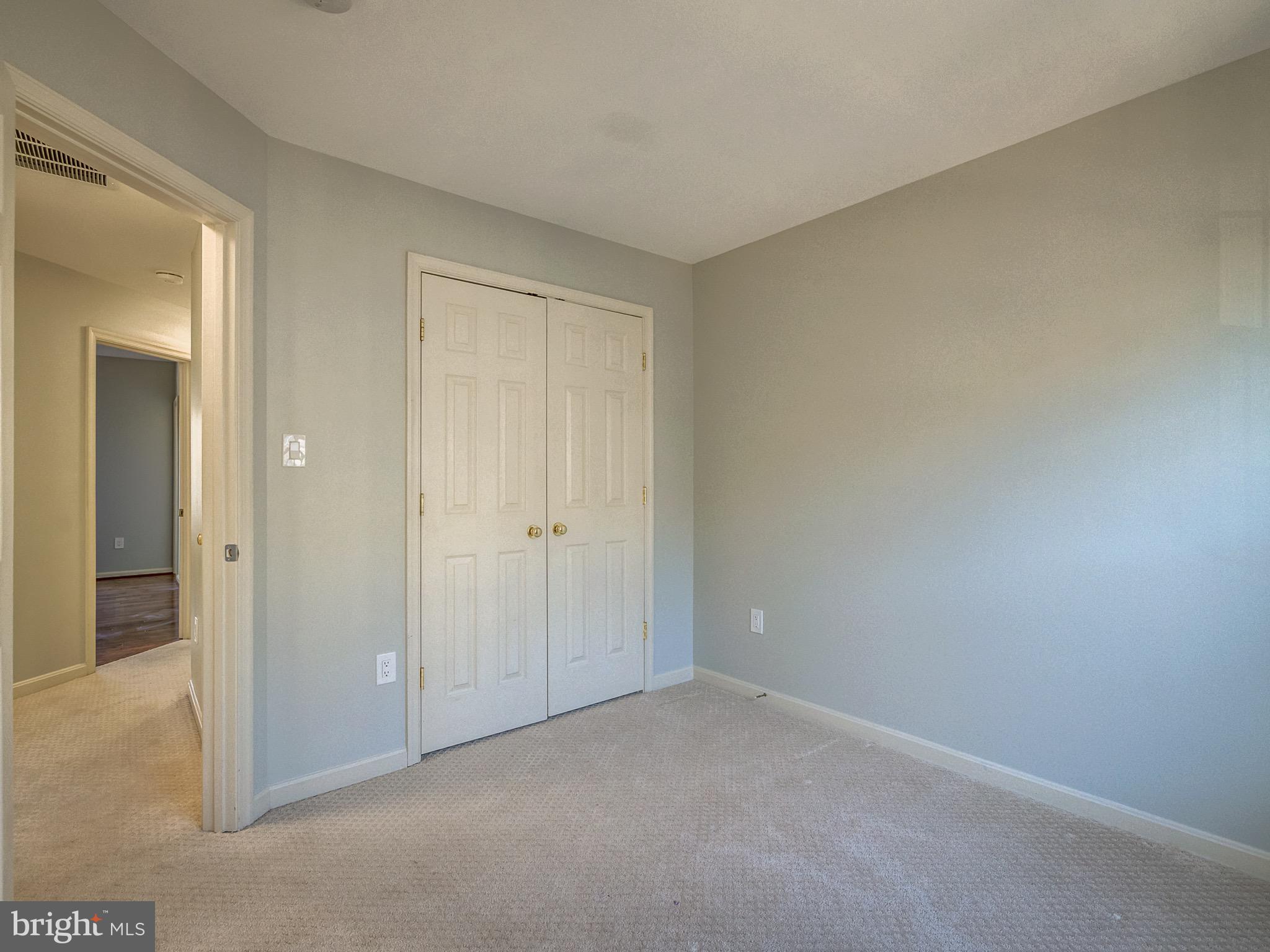 MILESTONE - Residential Lease