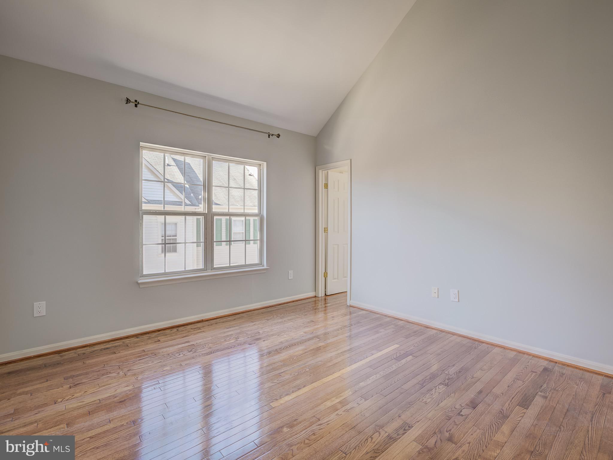 MILESTONE - Residential Lease