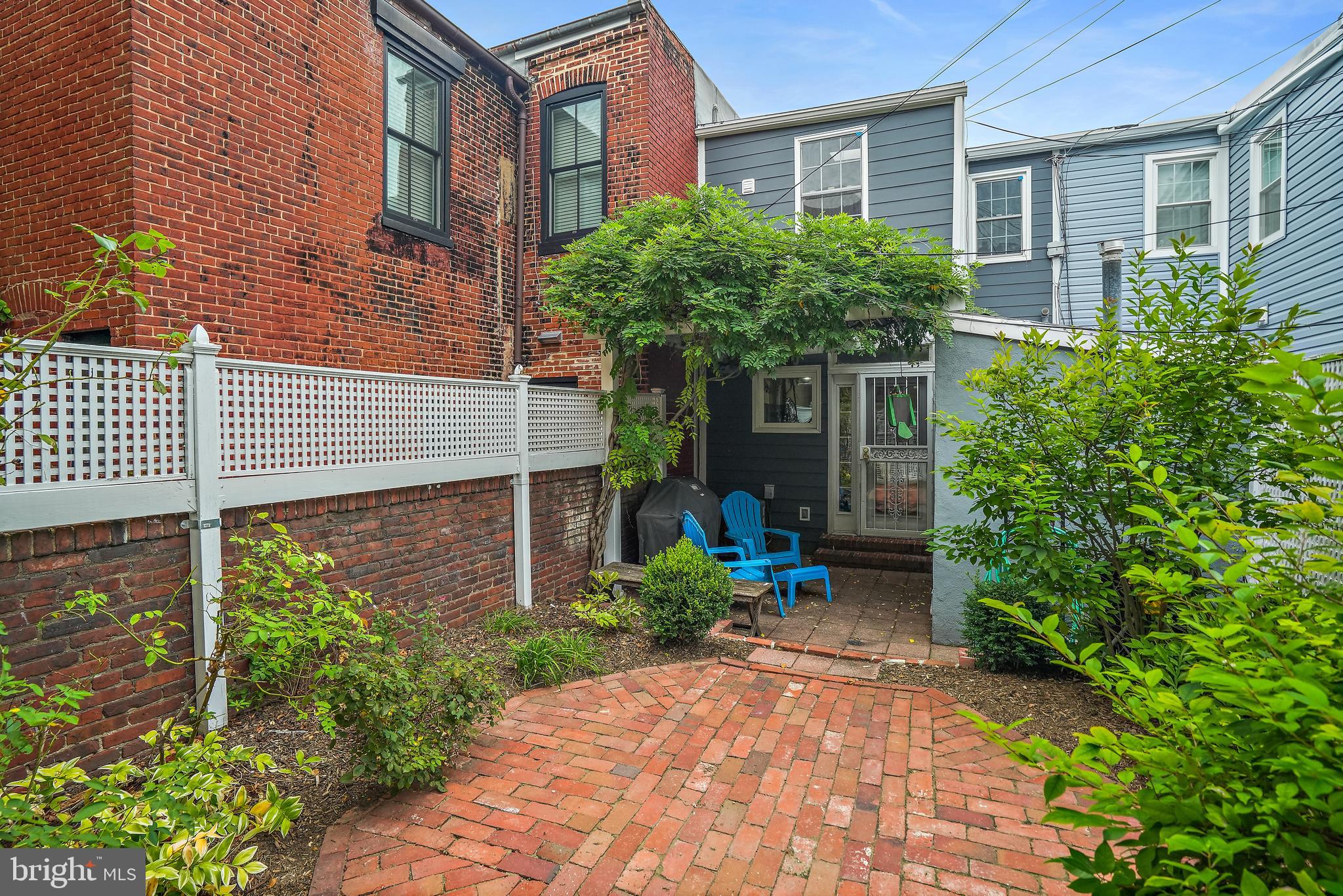 316 5TH STREET NE