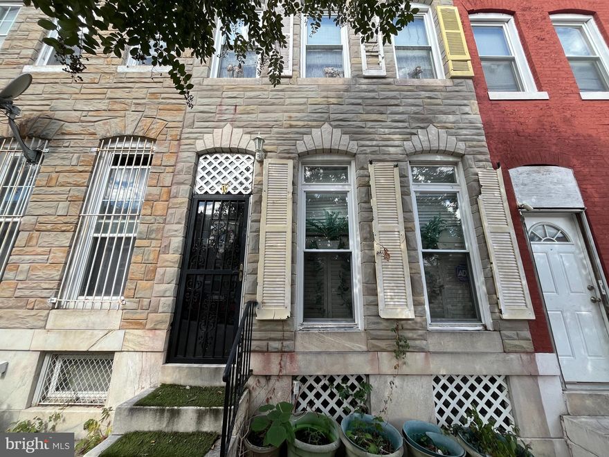 ONLINE AUCTION: Bidding begins 11/10/2025 @ 10:00 AM. Bidding ends 11/12/2025 @ 6:40 PM. List Price is Suggested Opening Bid. Deposit: $5,000.

This two-story townhouse is located in the Shipley Hill neighborhood within Baltimore City. Residents can enjoy the nearby attractions such as Westside Shopping Center, Grace Medical Center, and West Baltimore MARC Station. The property is vacant. The area provides easy access to U.S. Route 40 (Franklin–Mulberry Expressway) and Interstate 95, providing convenient connections to downtown Baltimore, the Baltimore–Washington Parkway (MD-295), and other major regional routes.