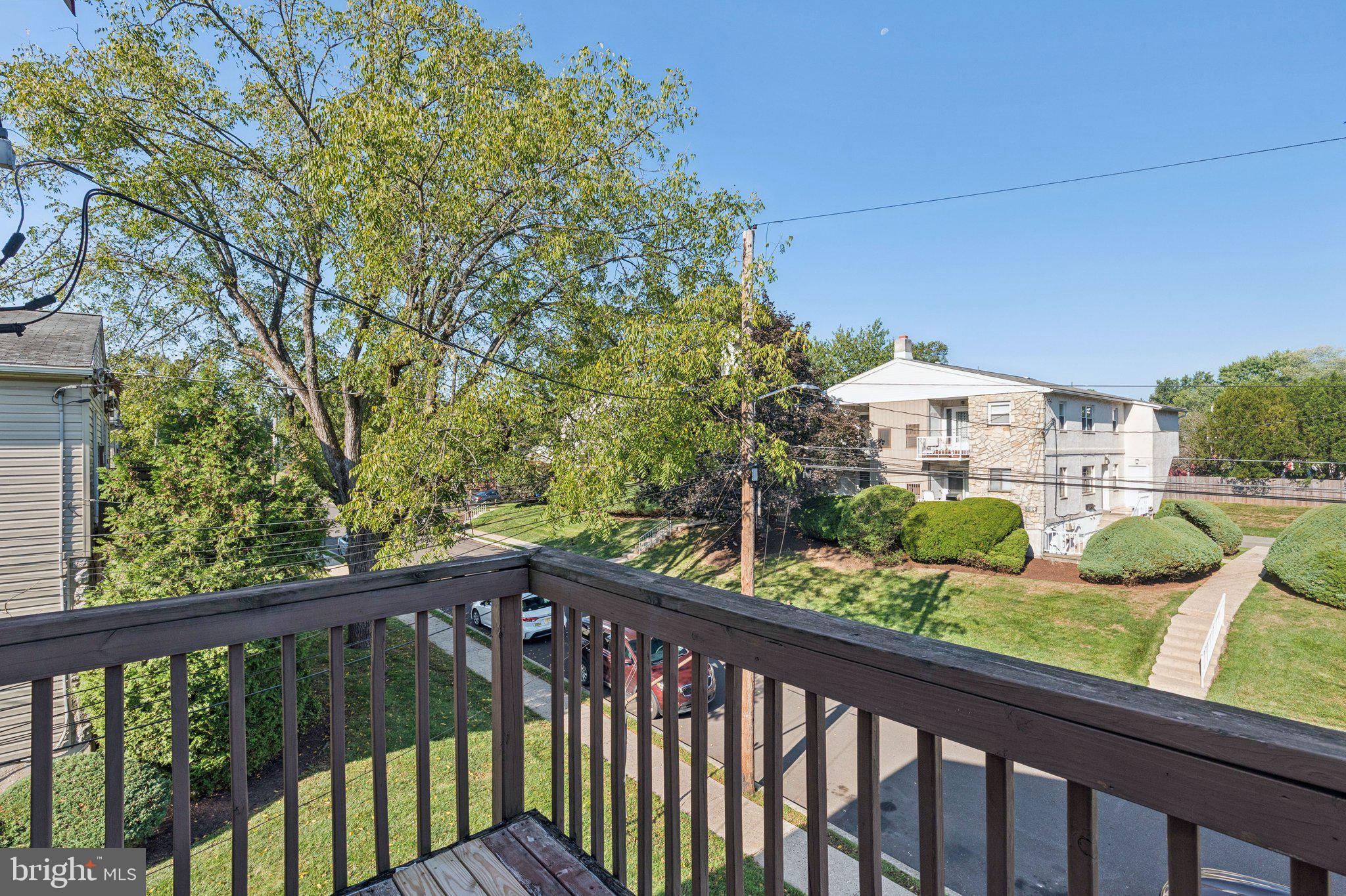 PENN BROOKE - Residential