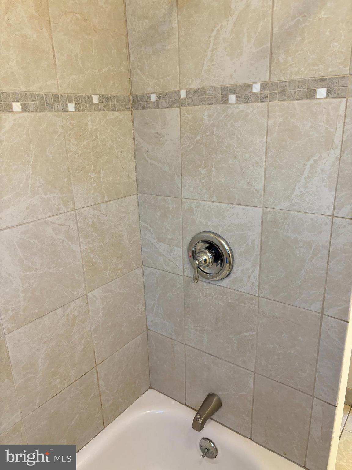 PENN BROOKE - Residential