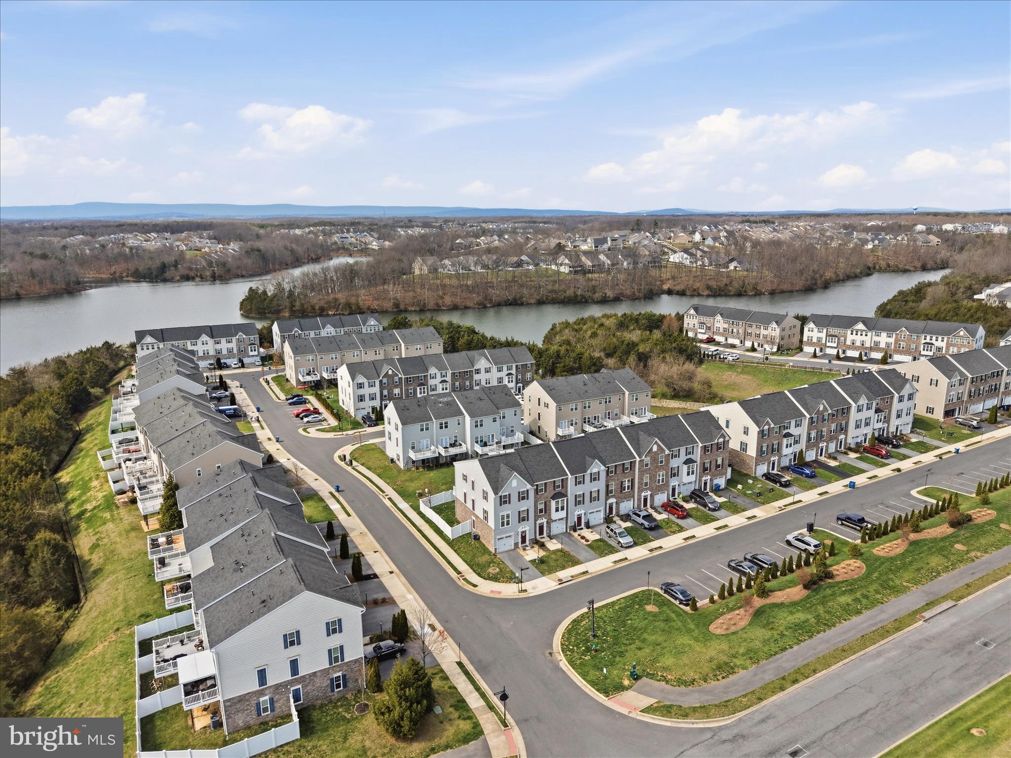 LAKE FREDERICK - Residential