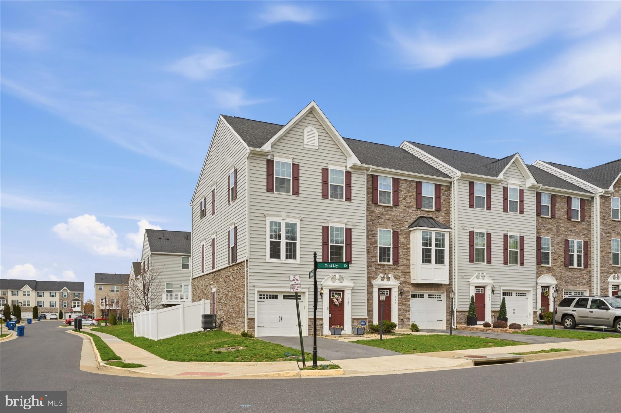 LAKE FREDERICK - Residential