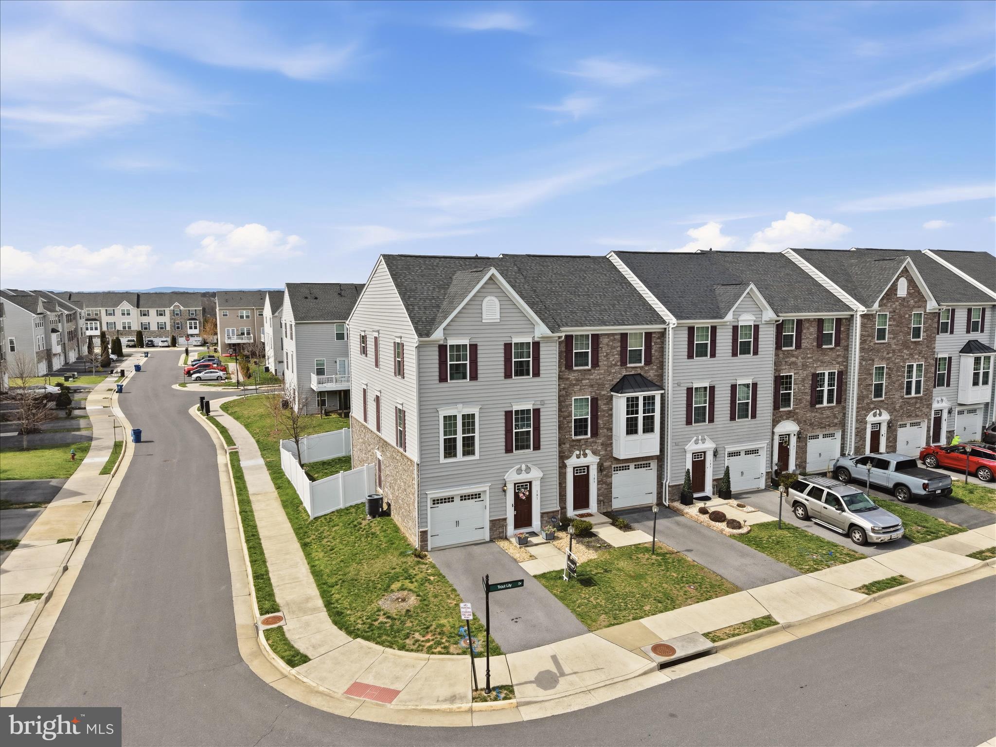 LAKE FREDERICK - Residential