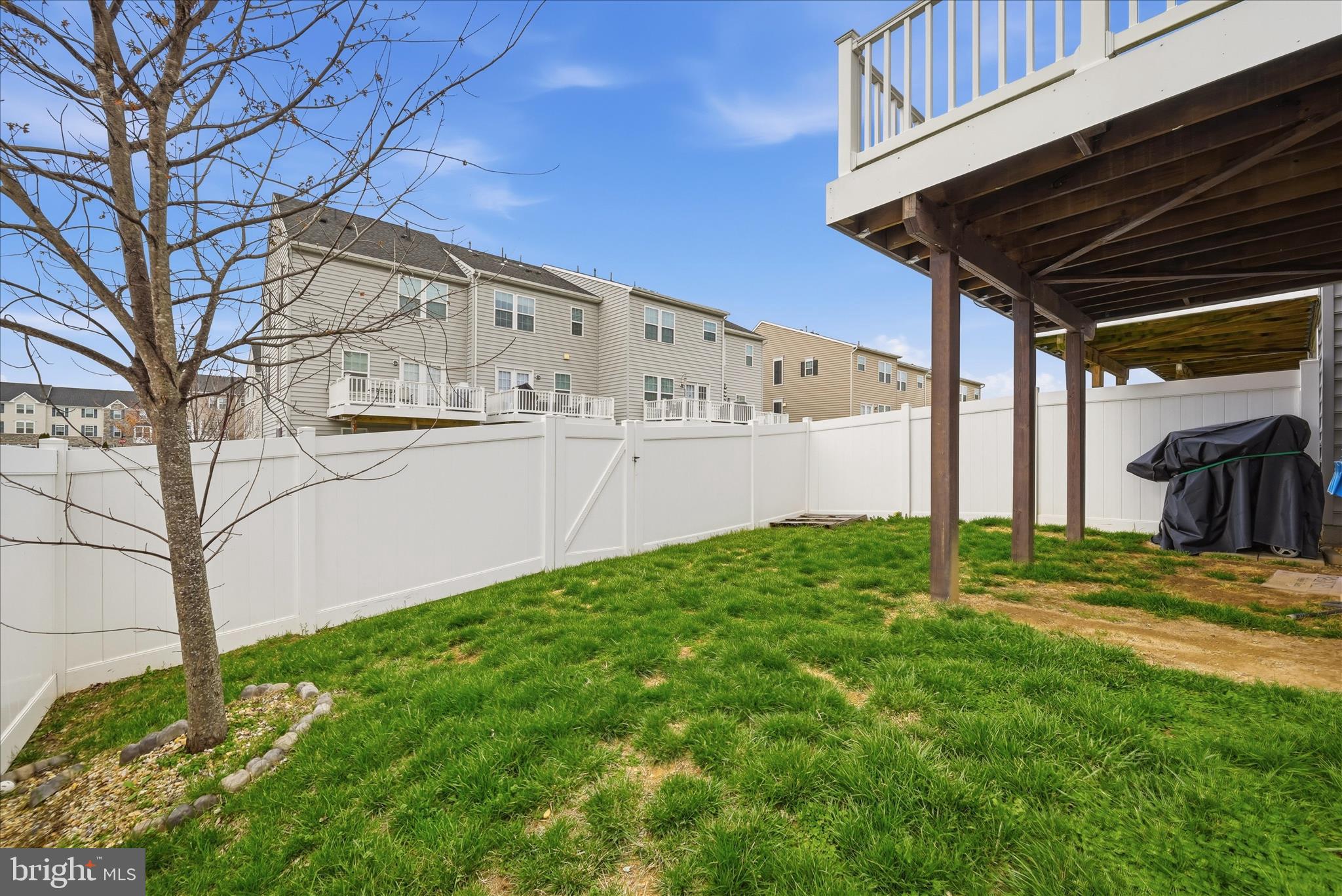 LAKE FREDERICK - Residential