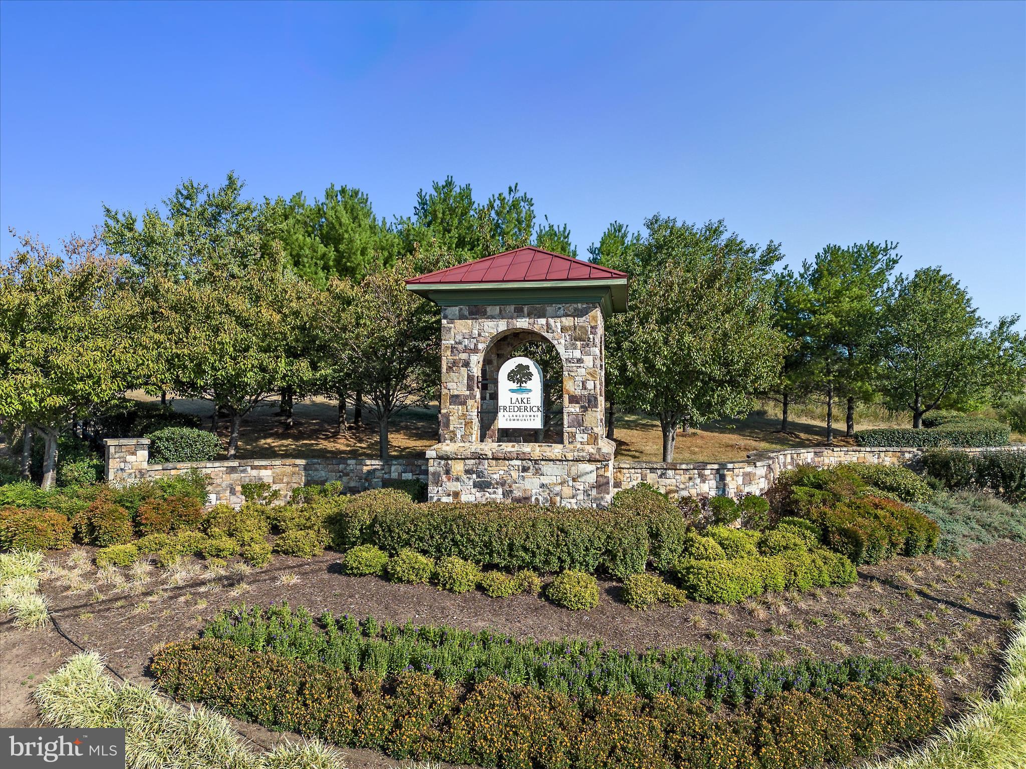 LAKE FREDERICK - Residential