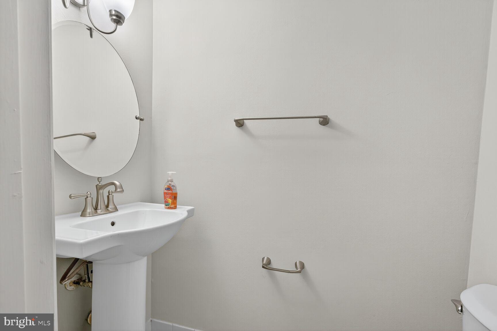 PINEWOOD HILL - Residential