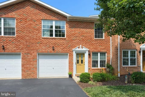 Townhouse For Sale - 3581 Mark Drive #3581<br/> York County, New York, PA 17402